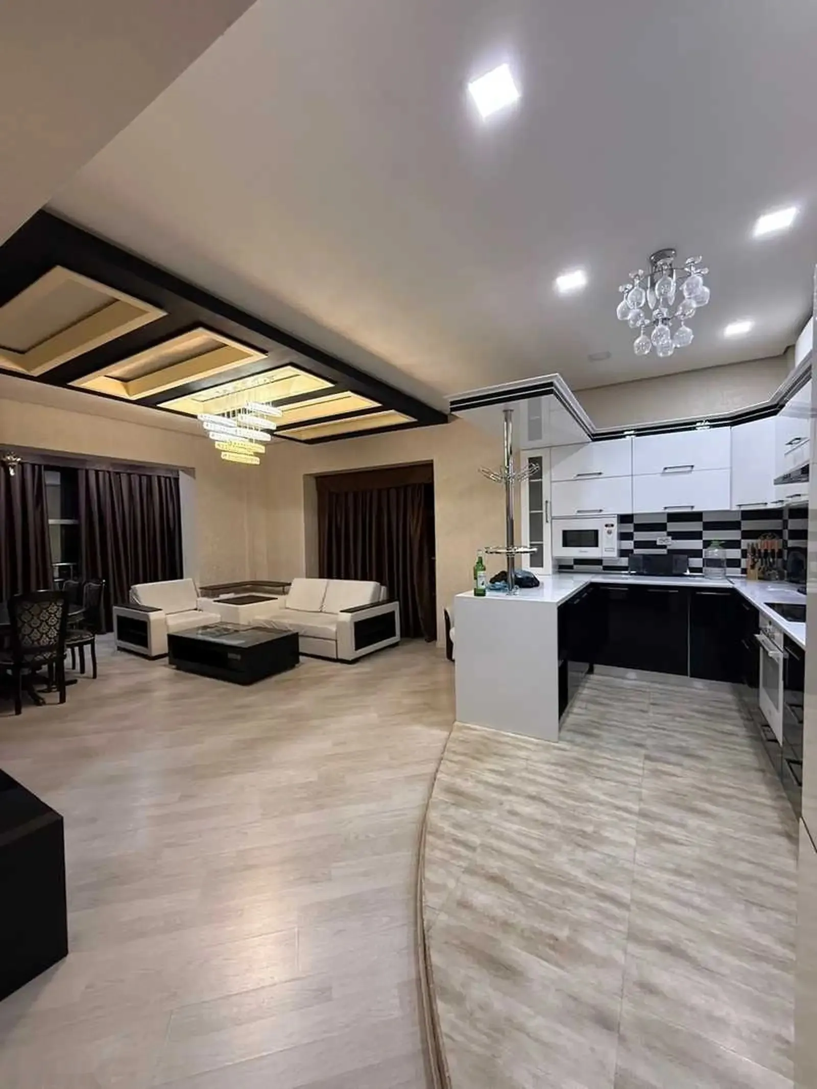 2-комн. квартира, 16 этаж, 100м², Славянский университет — фото 3