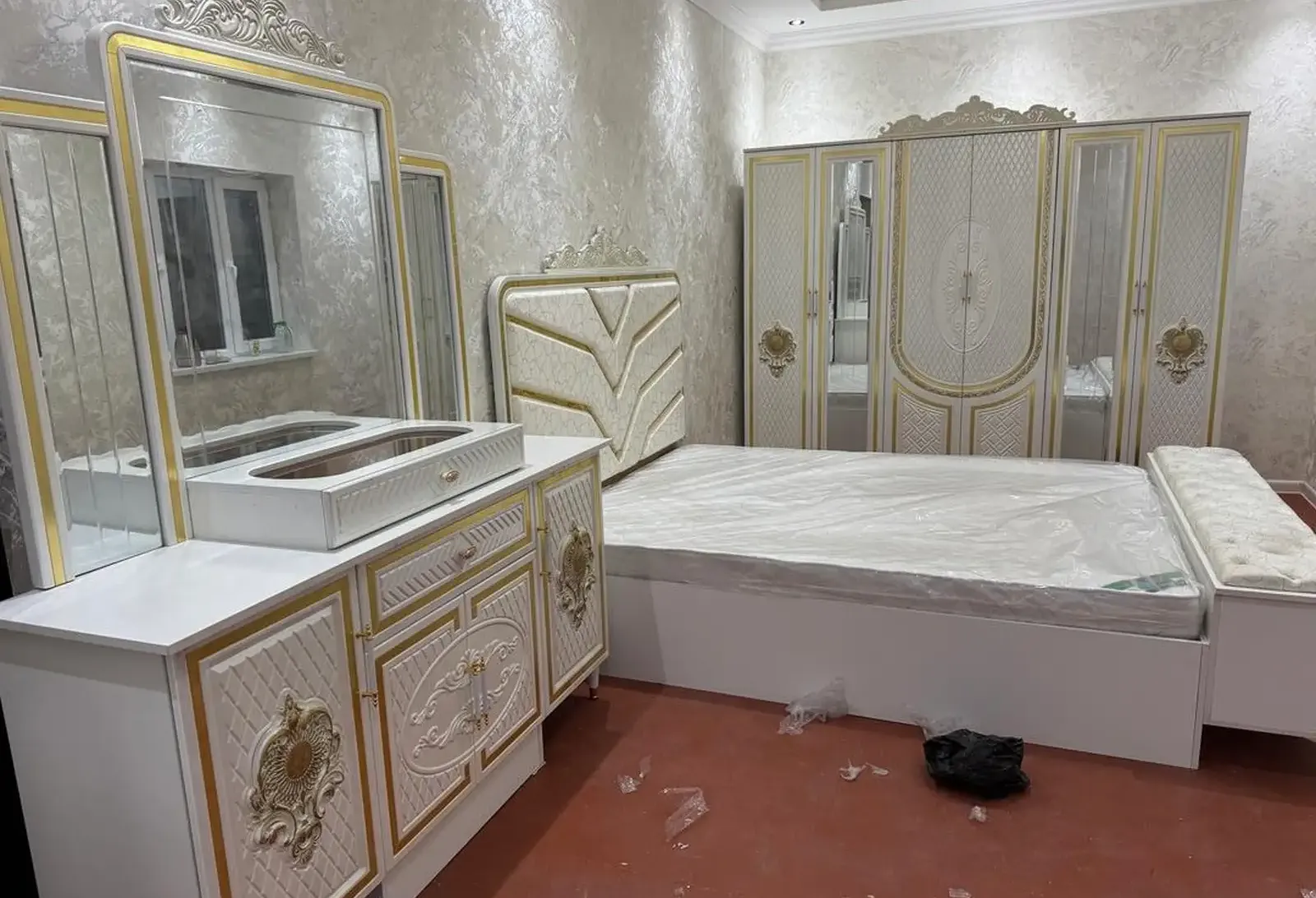 Спальный гарнитур — фото 2