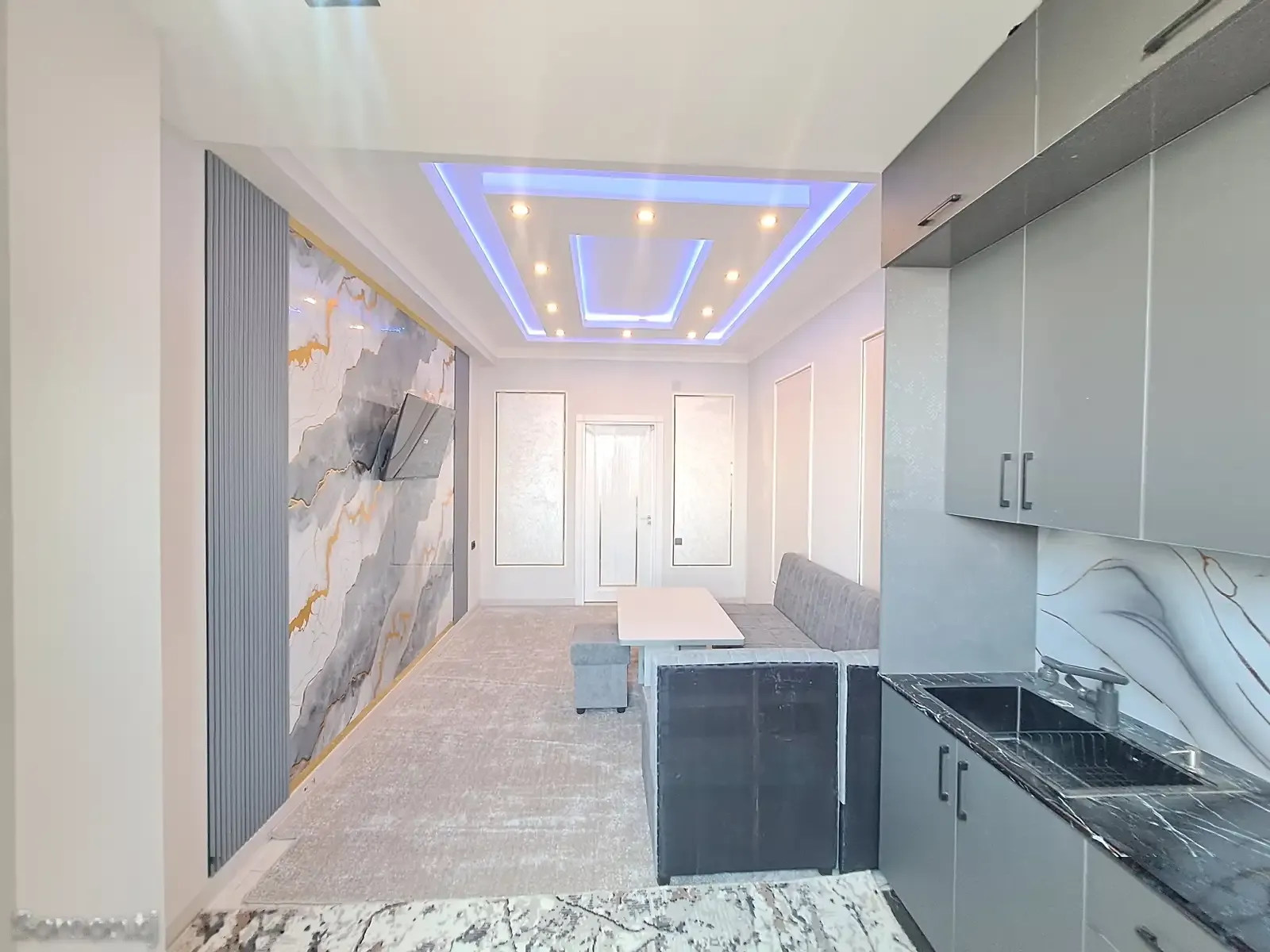 2-комн. квартира, 11 этаж, 65 м², 12мкр — фото 6