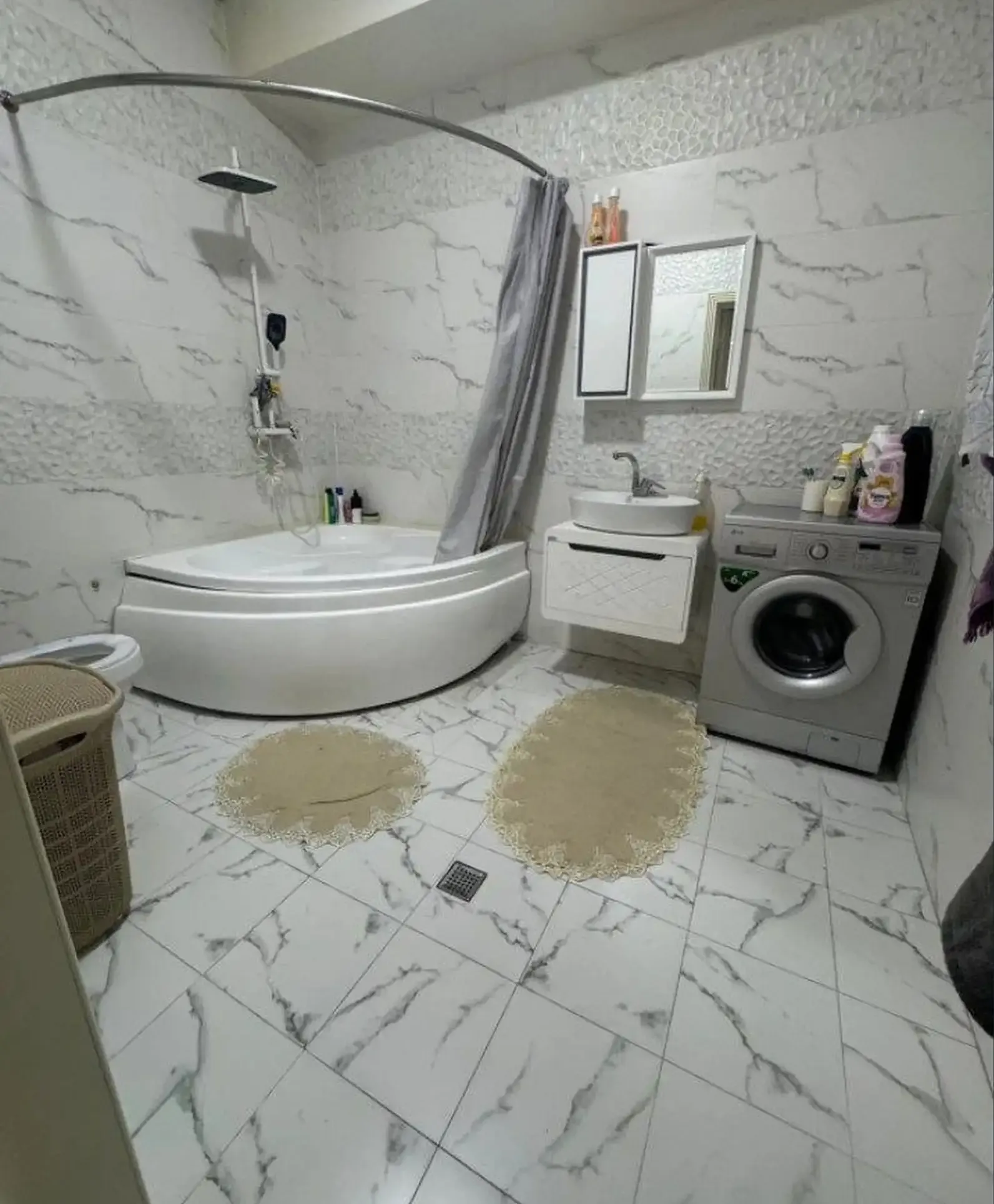 3-комн. квартира, 3 этаж, 190 м², Сино