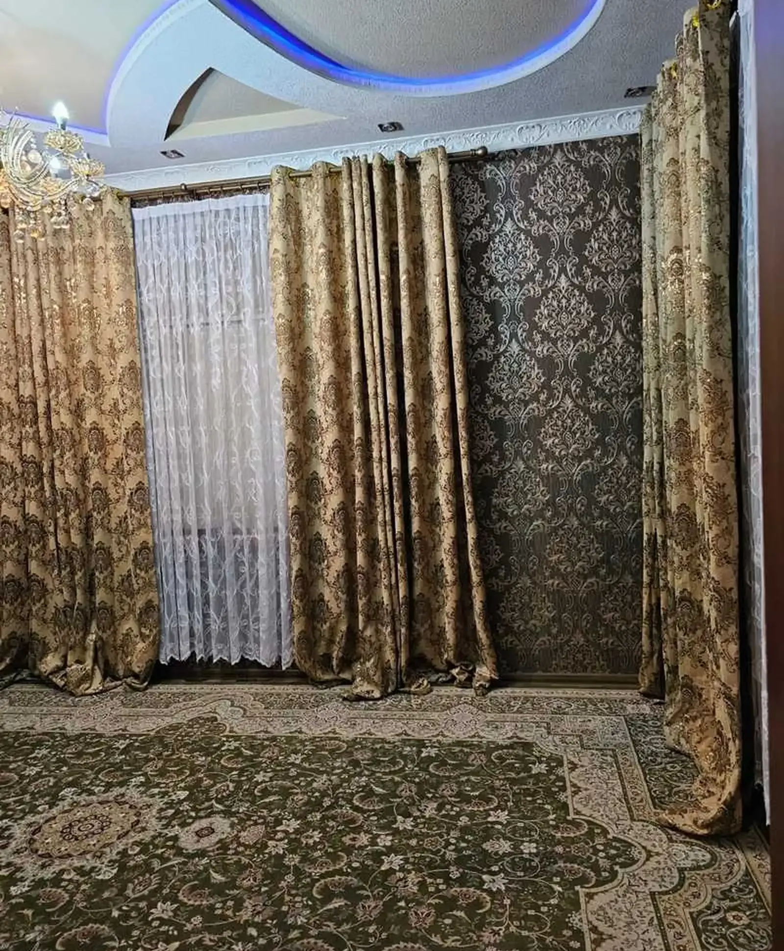 3-этажный, 7 комнатный дом, 750 м², исмоили слмони