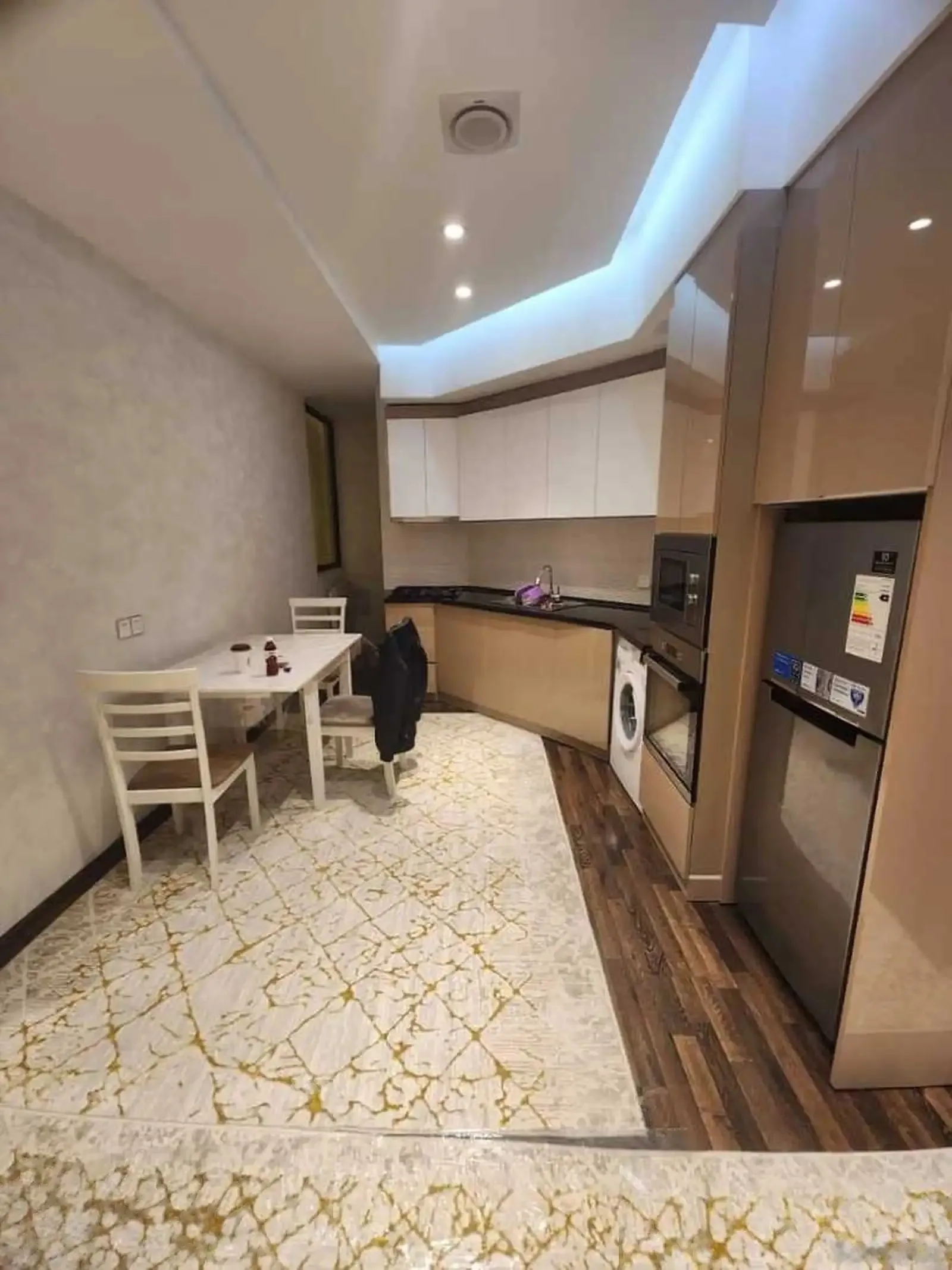 2-комн. квартира, 12 этаж, 70м², Повороти Аэропорт, 4 дома — фото 4