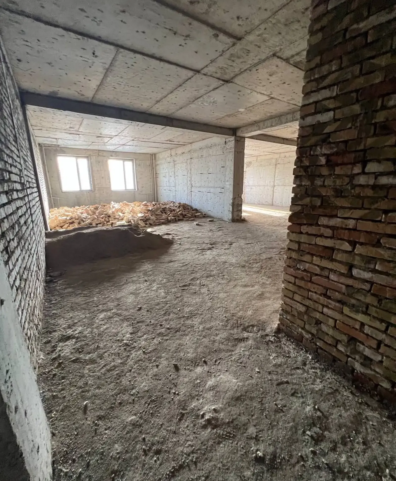 3-комн. квартира, 18 этаж, 132 м², Исмоили Сомони, ЦУМ, Шохпалас — фото 3