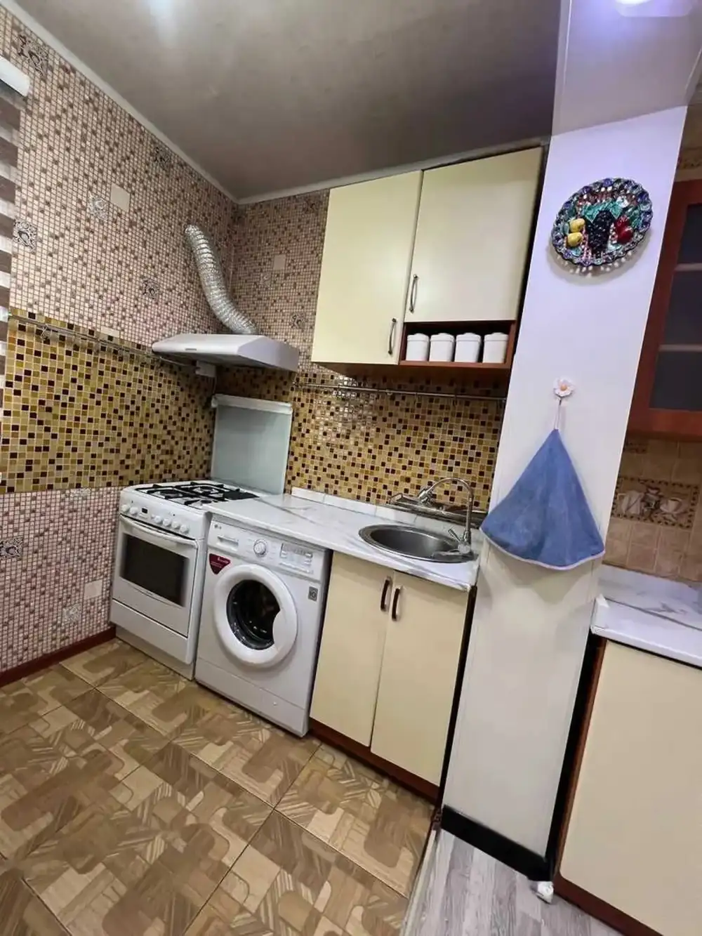 2-комн. квартира, 4 этаж, 63м², 92 мкр кафеи Суман — фото 5