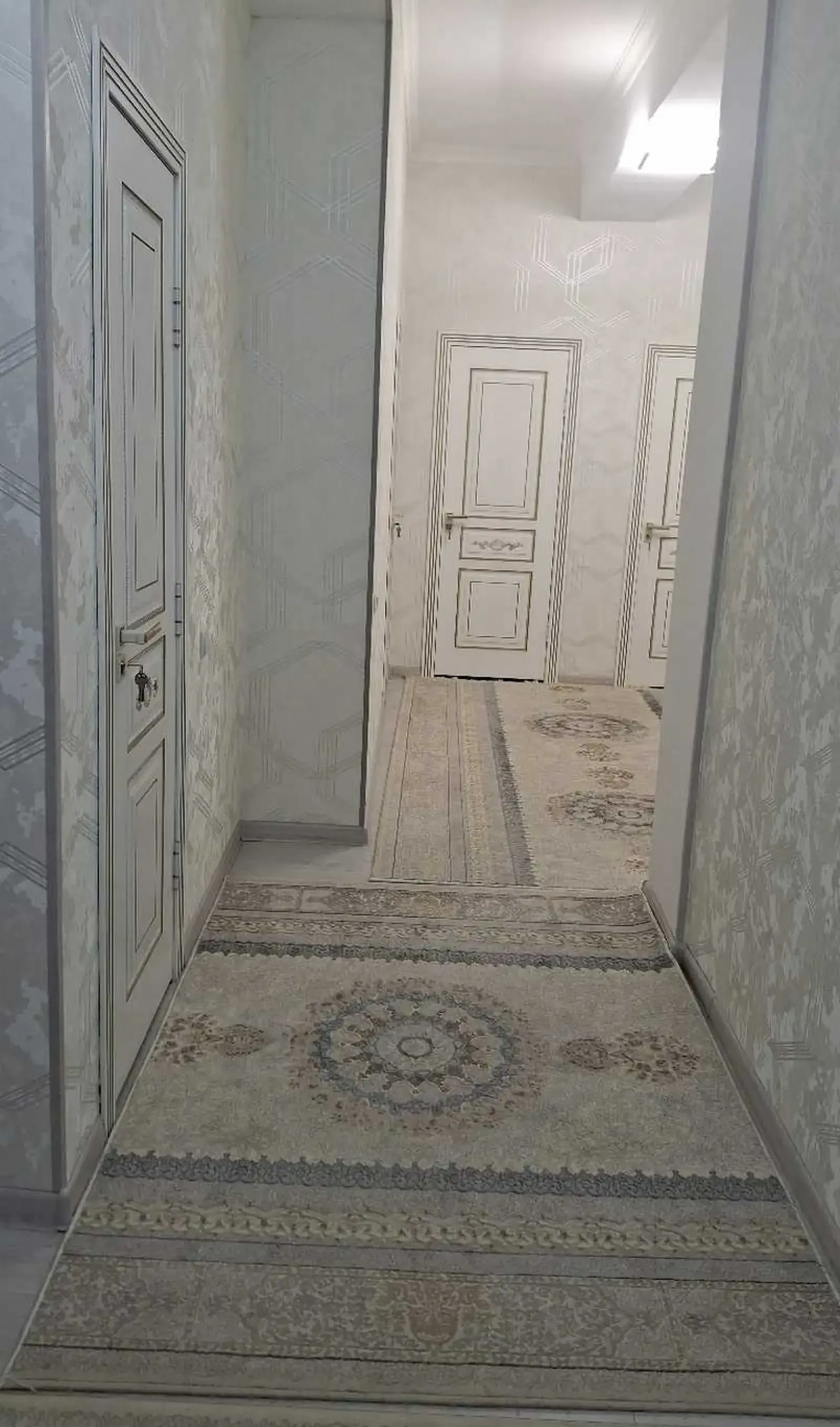 3-комн. квартира, 4 этаж, 100м², Фирдавси 64-мкр ру ба руи Бозори Корвон — фото 2