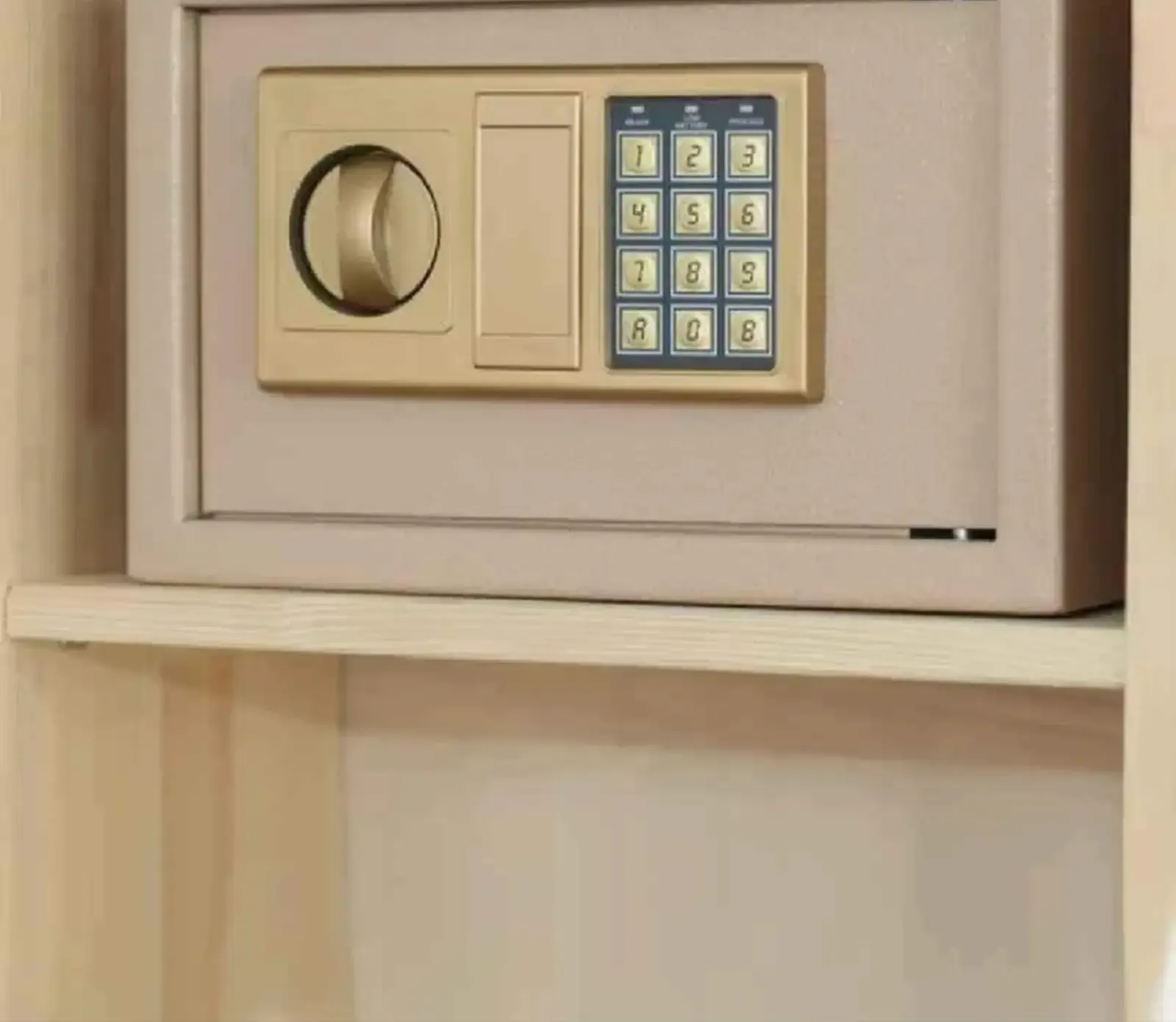 Сейф металлический
