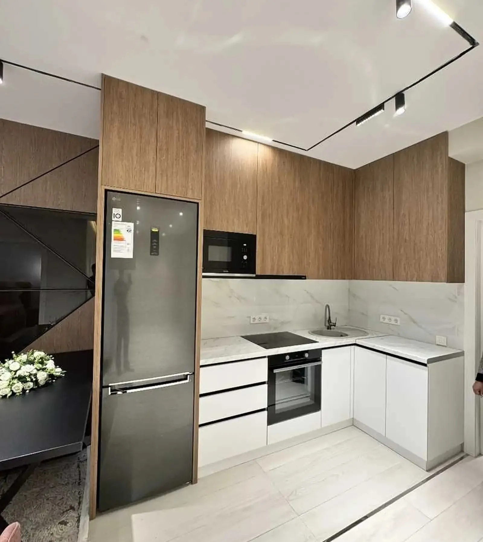 2-комн. квартира, 10 этаж, 63м², 2 роддом — фото 5