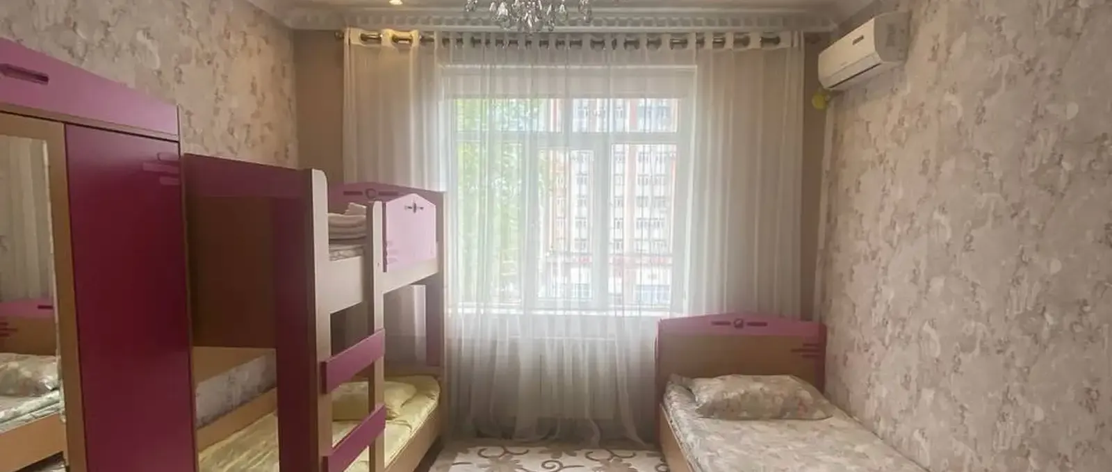4-комн. квартира, 4 этаж, 140 м², сино