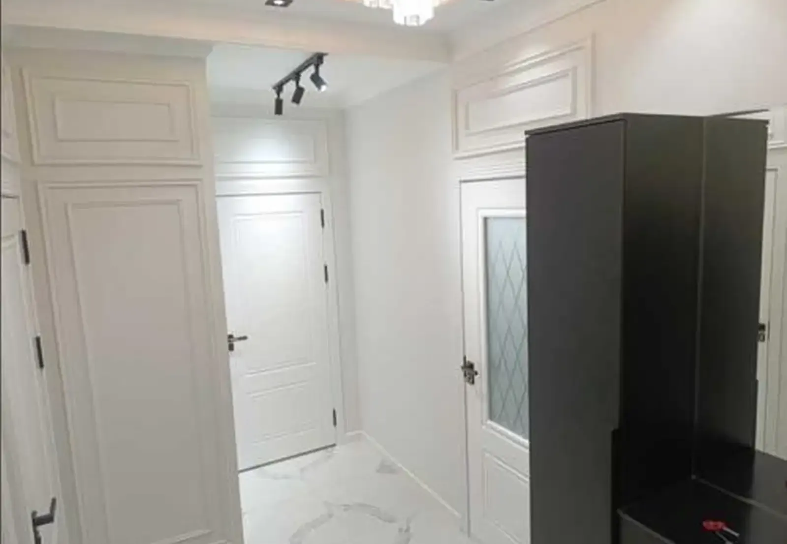 2-комн. квартира, 12 этаж, 70м², И Сомони Пеши Султанбей — фото 12