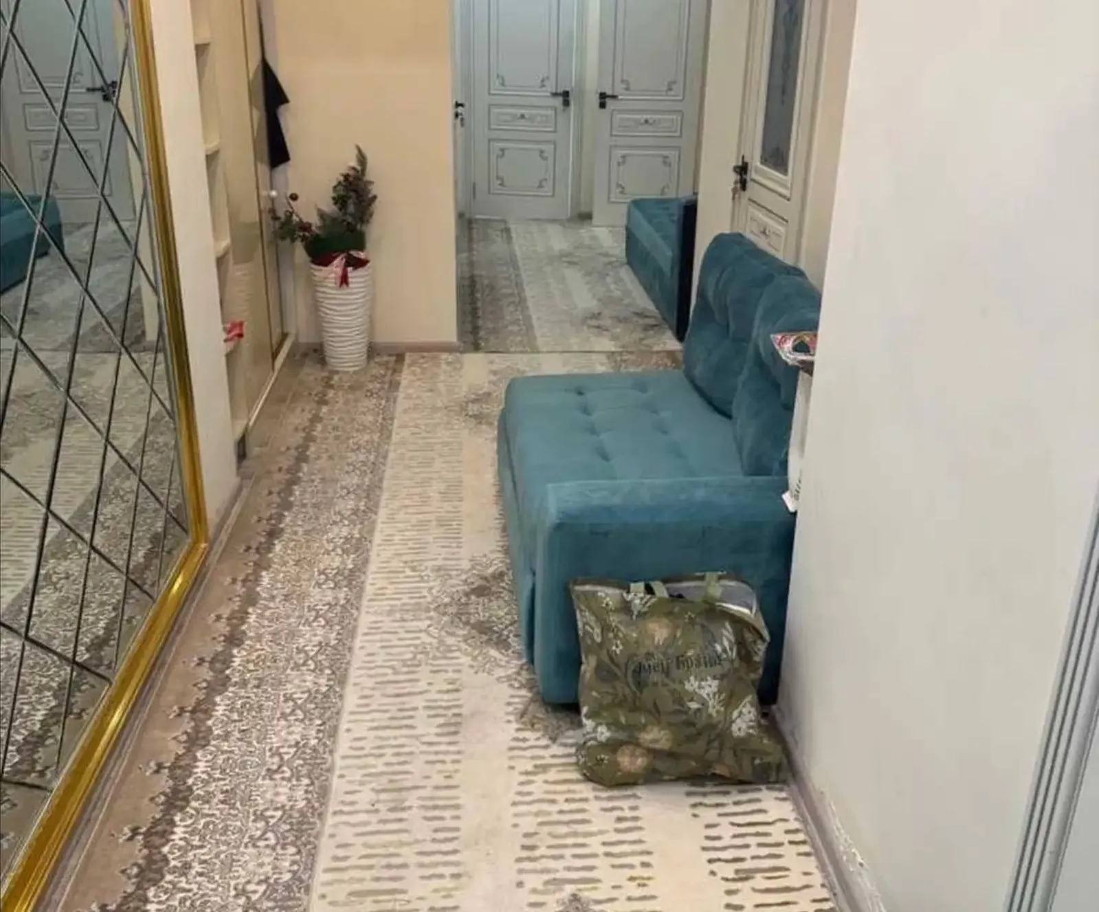 3-комн. квартира, 6 этаж, 100 м², Танка, Голубой экран — фото 2