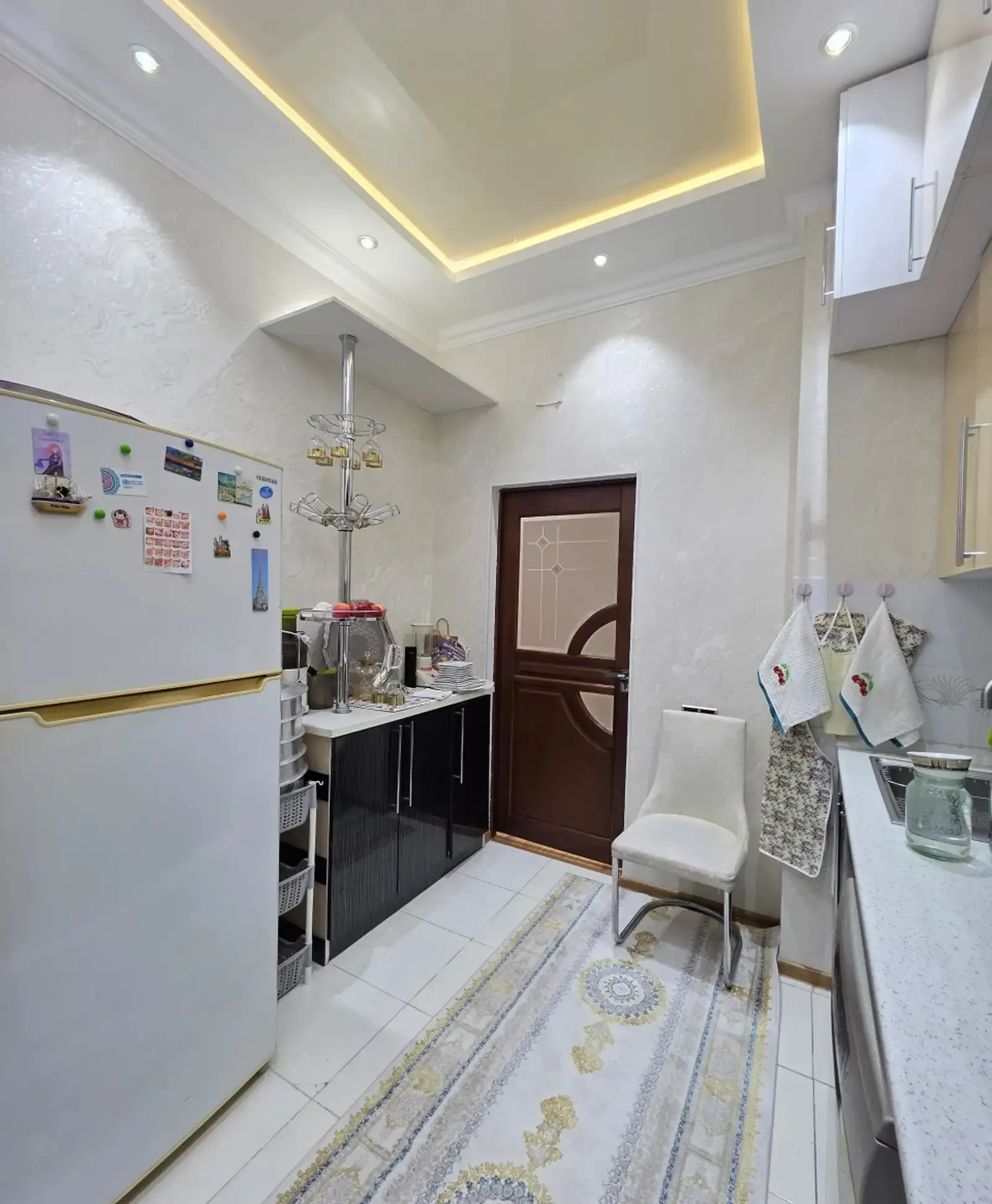 3-комн. квартира, 9 этаж, 130 м², Исмоили Сомони, дом Бурак