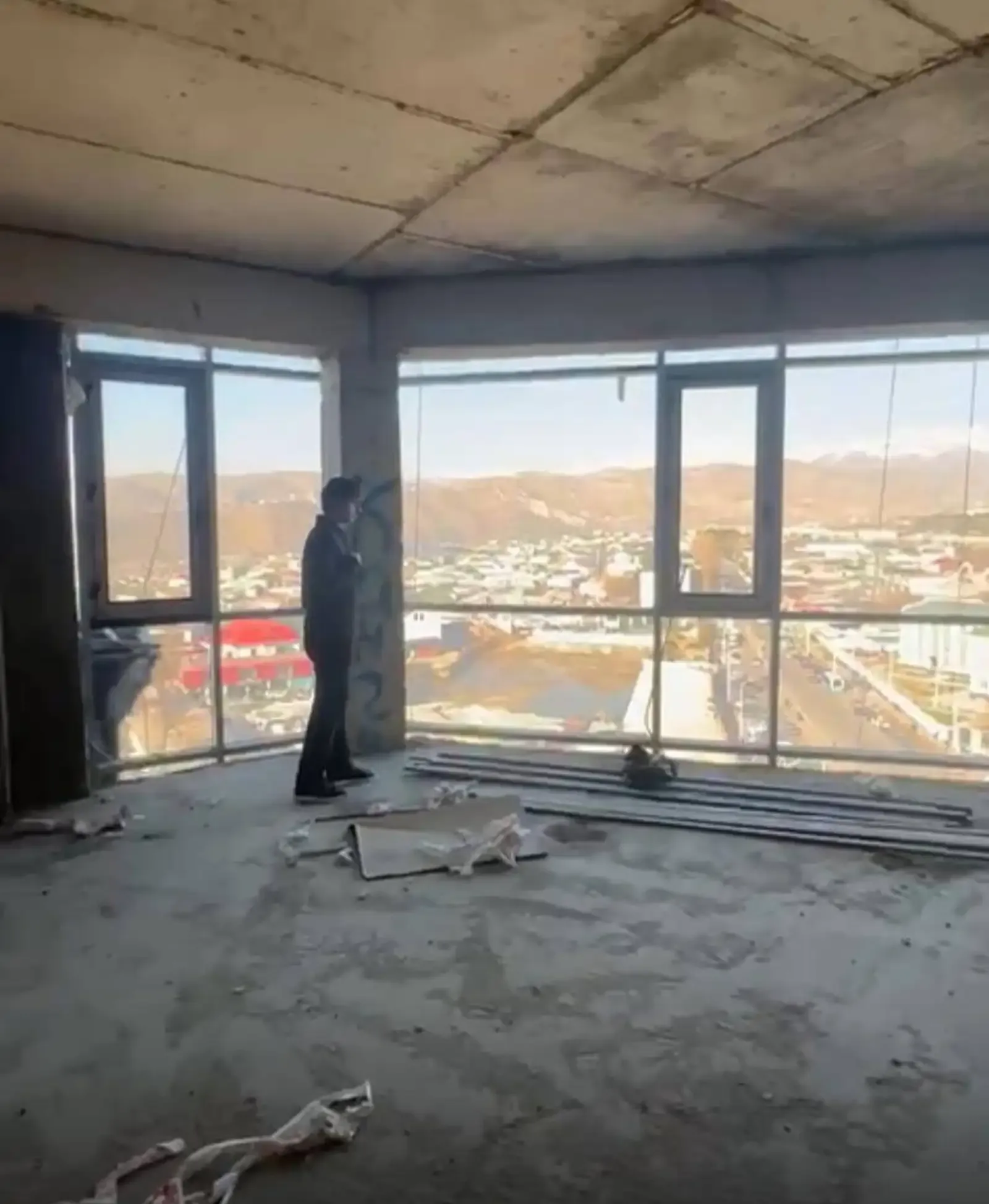 3-комн. квартира, 10 этаж, 139 м², Исмоили Сомони, Водонасос — фото 3
