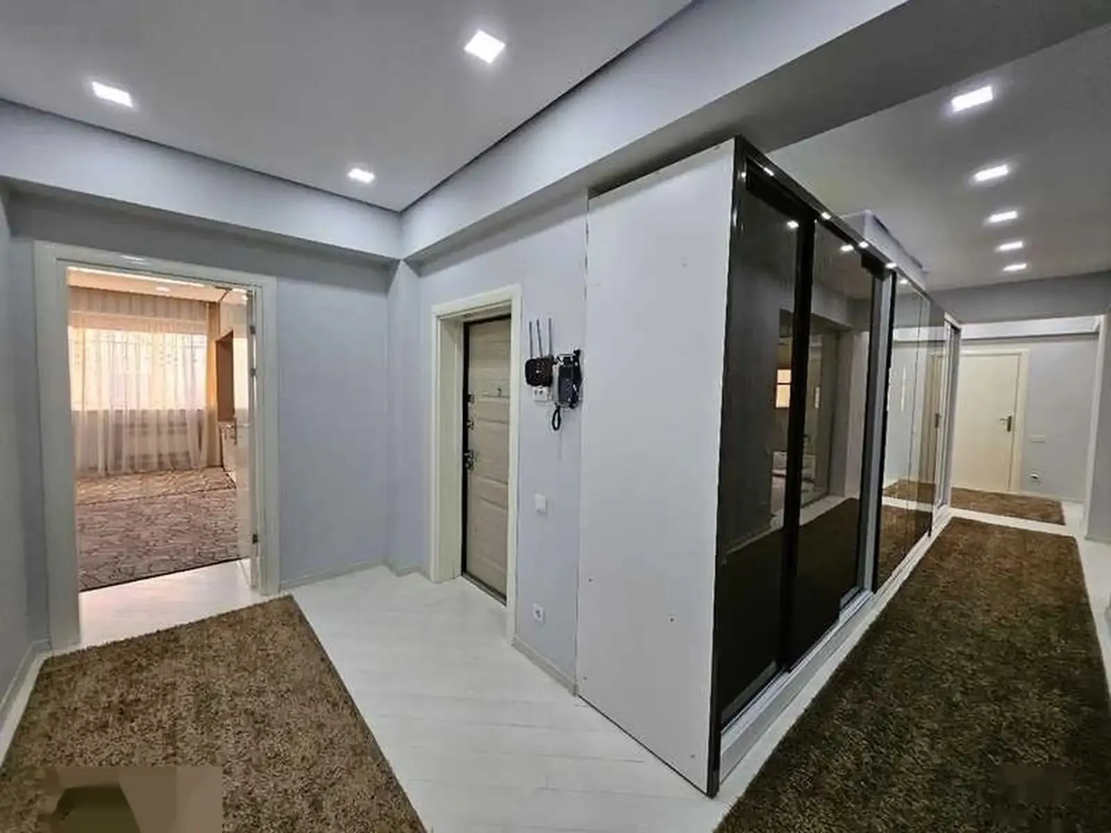 5-комн. квартира, 4 этаж, 250м², Сомони