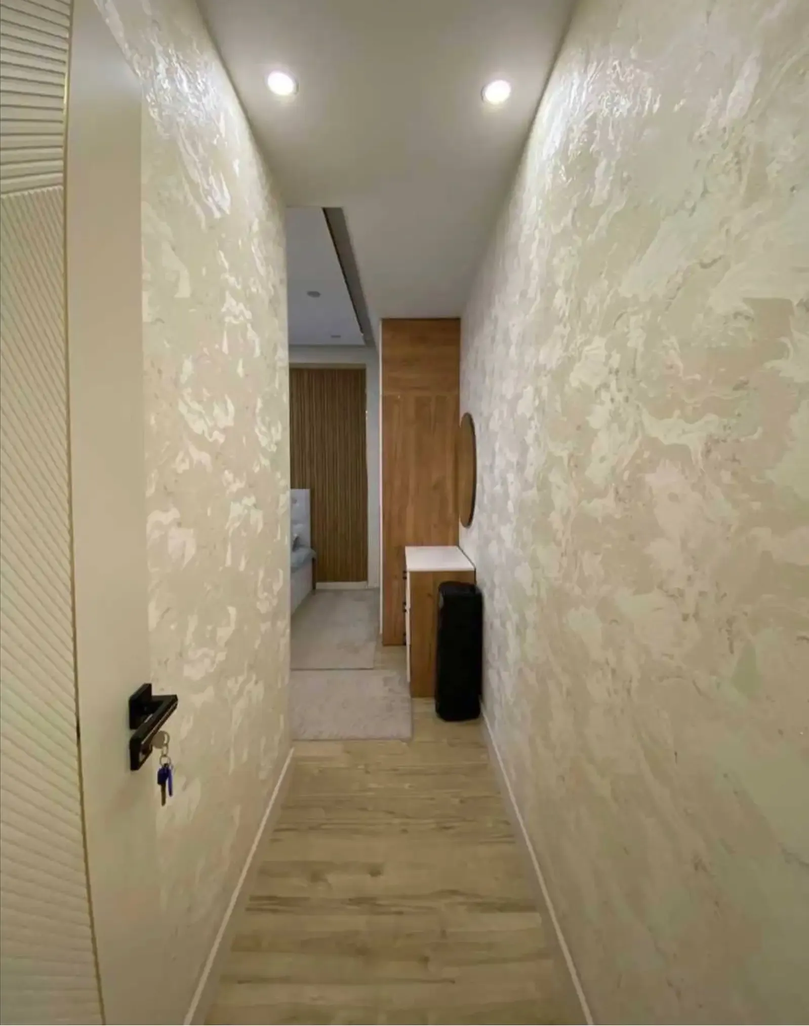 2-комн. квартира, 4 этаж, 77 м², Фирдавси — фото 9