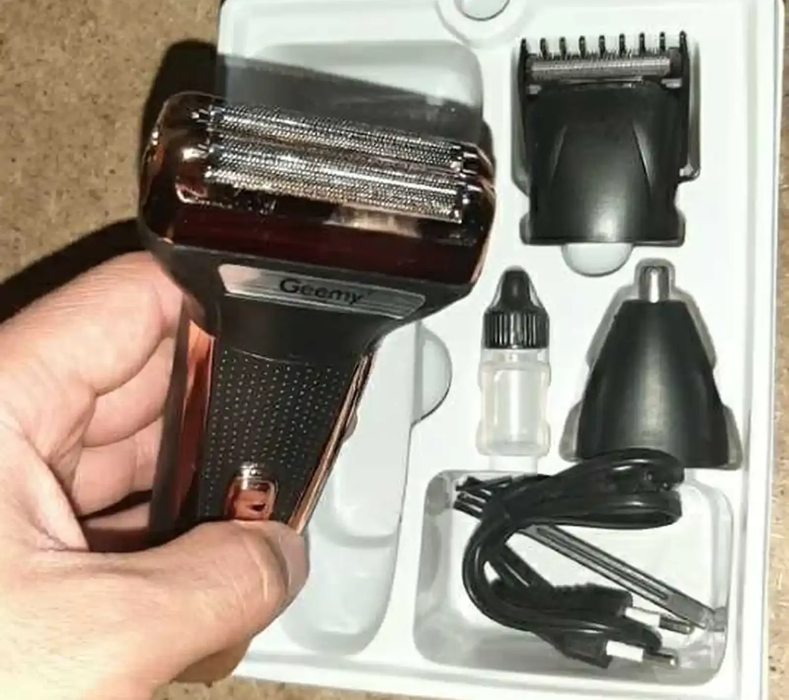 Триммер для стрижки волос Geemy GM-598