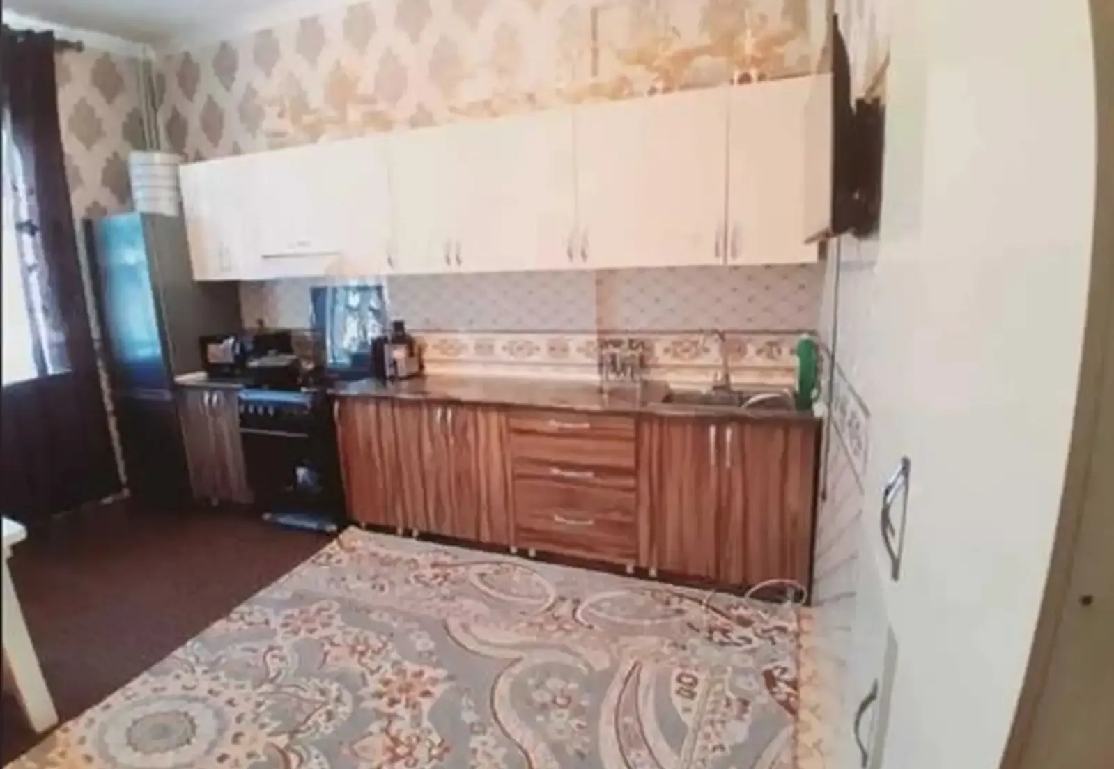 3-комн. квартира, 2 этаж, 100м², Сино