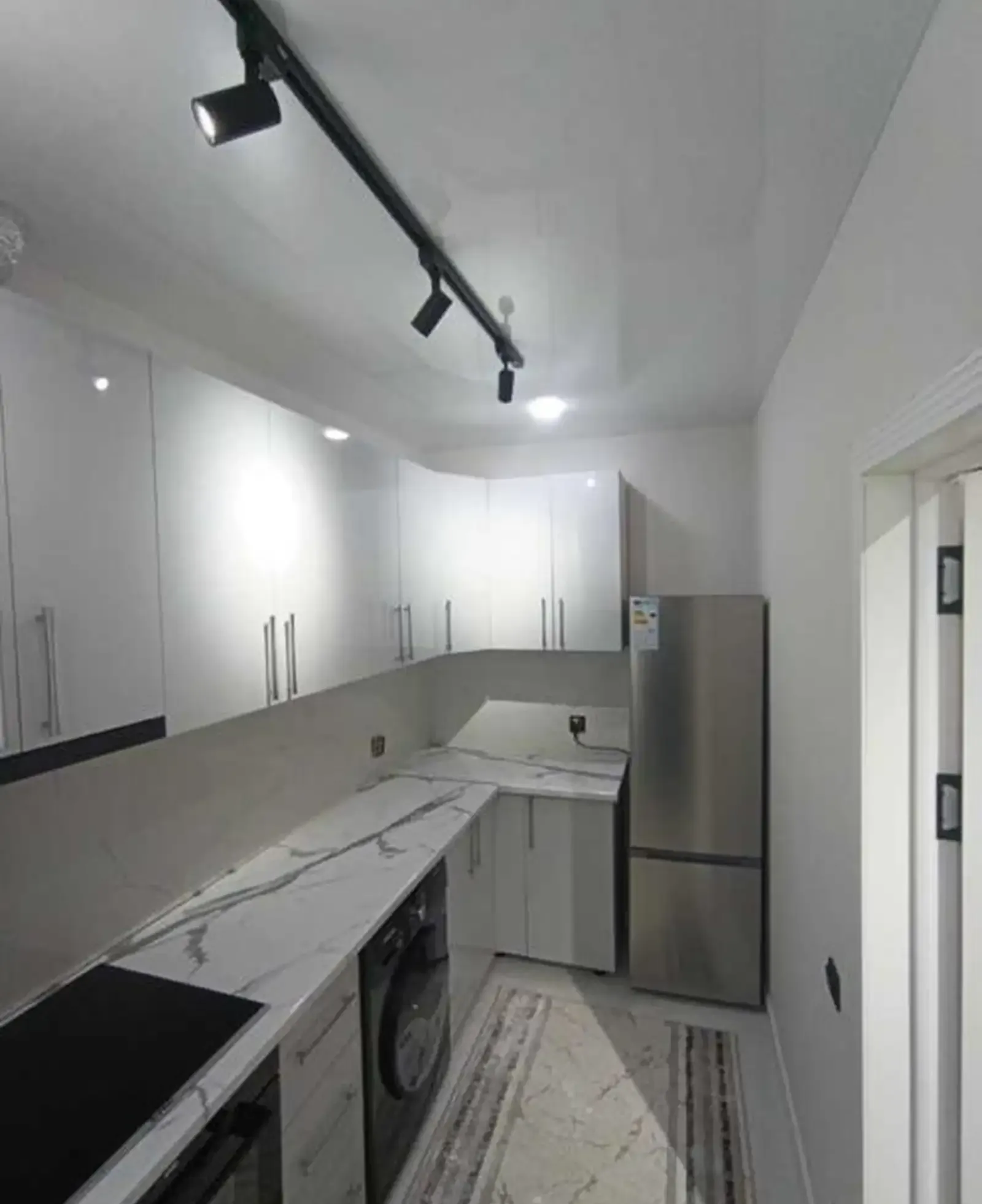 2-комн. квартира, 12 этаж, 70м², И Сомони Пеши Султанбей — фото 7