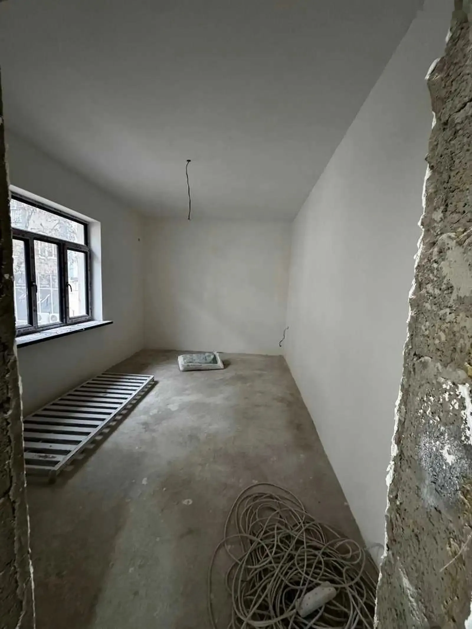 Помещение под свободное назначение, 258м², шохмансур