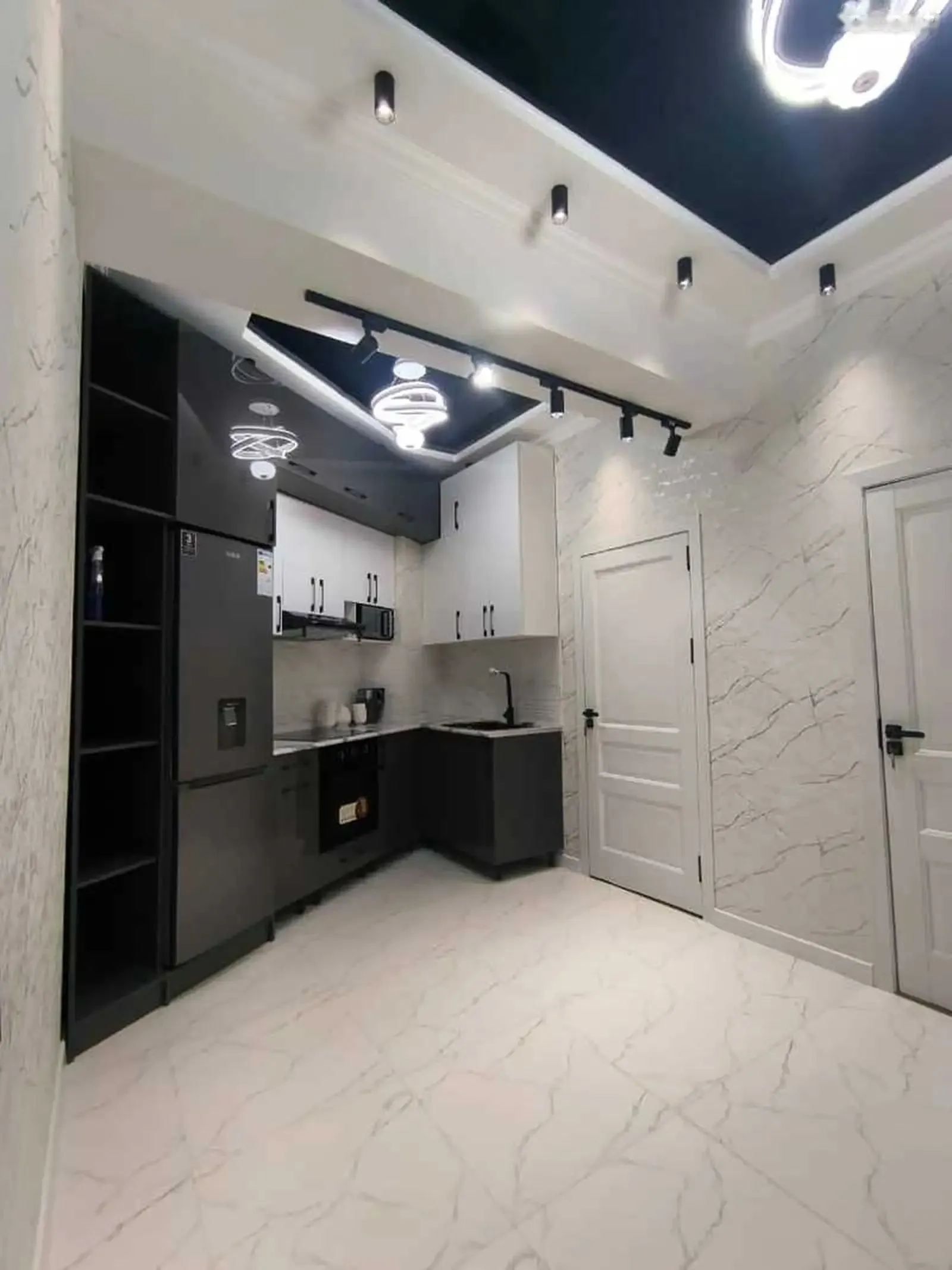2-комн. квартира, 20 этаж, 72м², Дом печати — фото 8