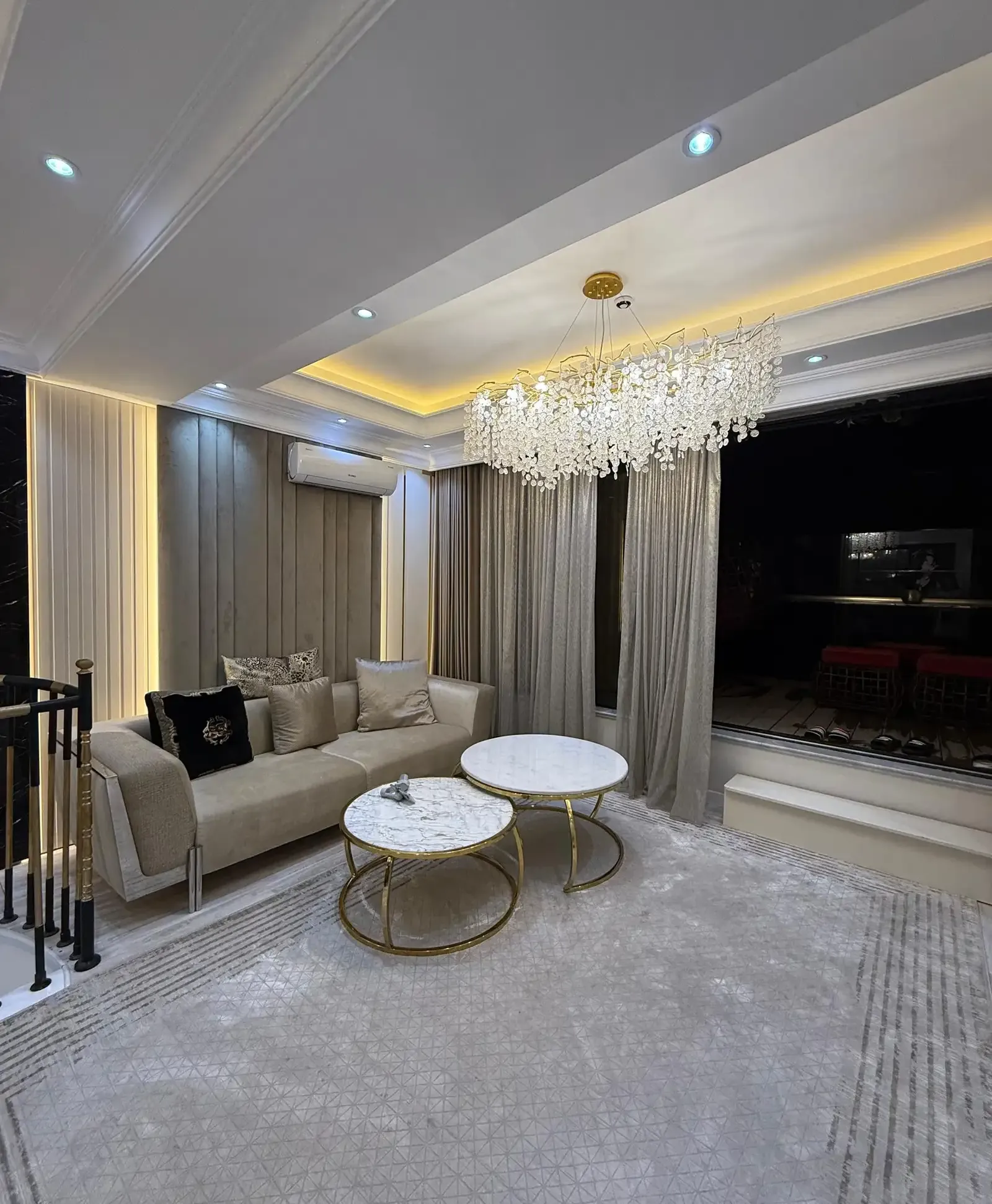 3-комн. квартира, 16 этаж, 216 м², Над аптекой #5, недалеко от Славянского университета