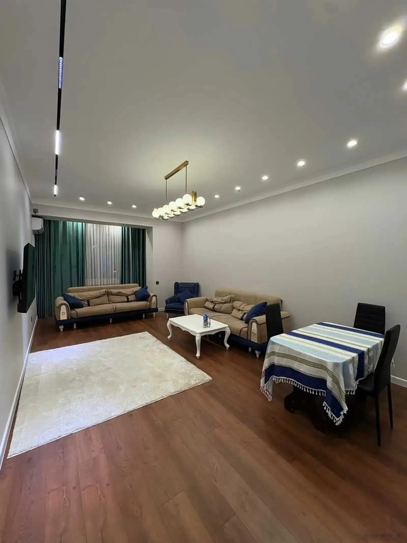 3-комн. квартира, 7 этаж, 103м², Цум,  доми Шох Палас — фото 3