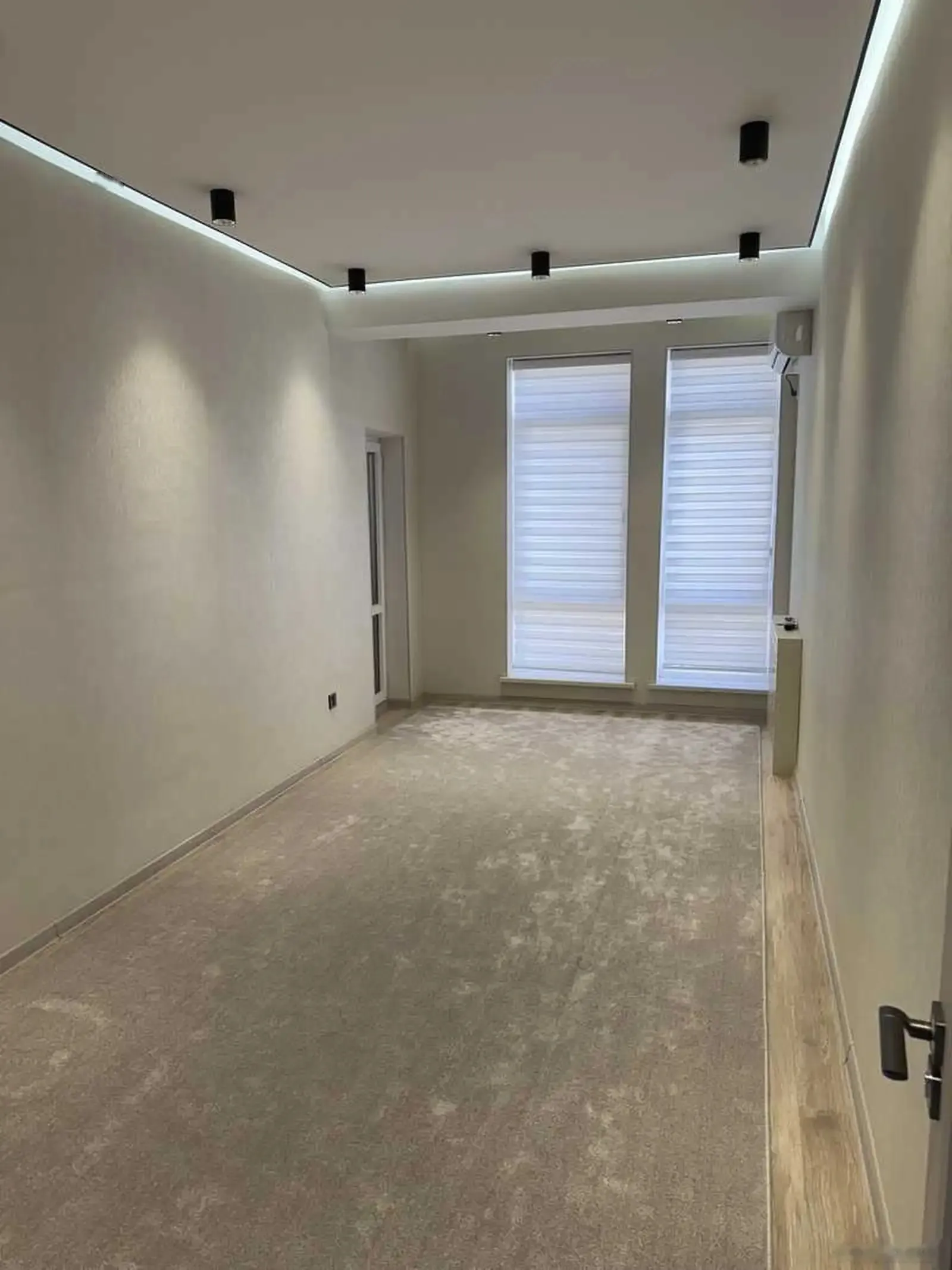 3-комн. квартира, 14 этаж, 110м², ОВИР — фото 8