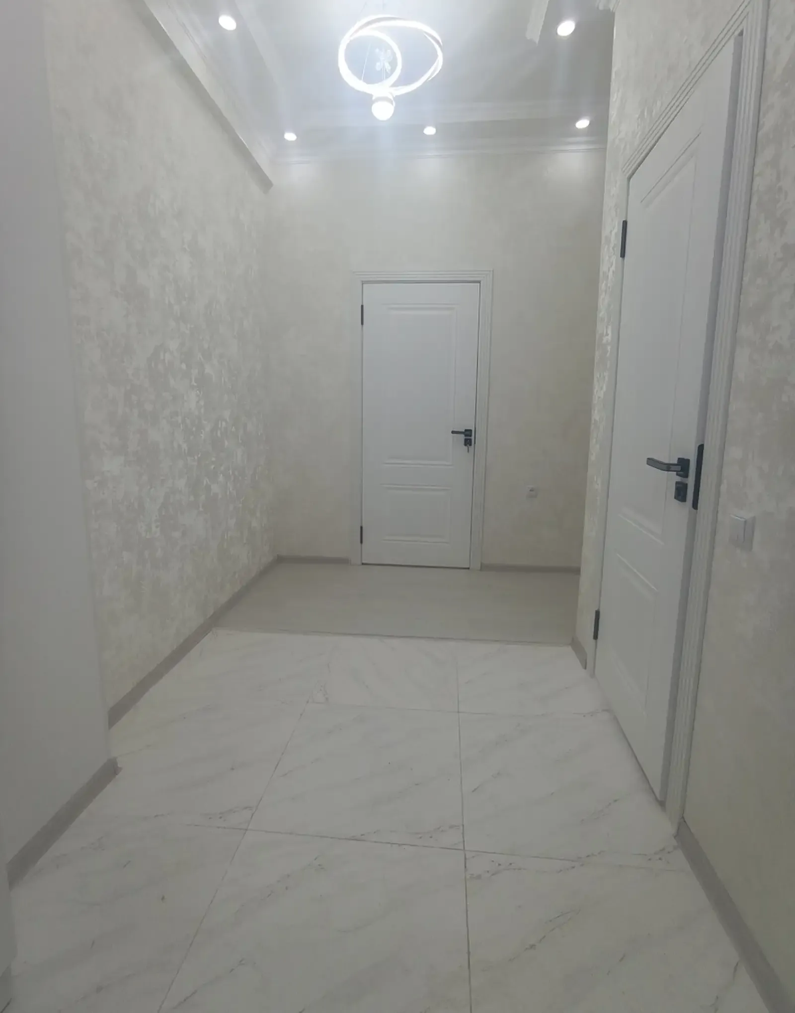 2-комн. квартира, 8 этаж, 68 м², Сино