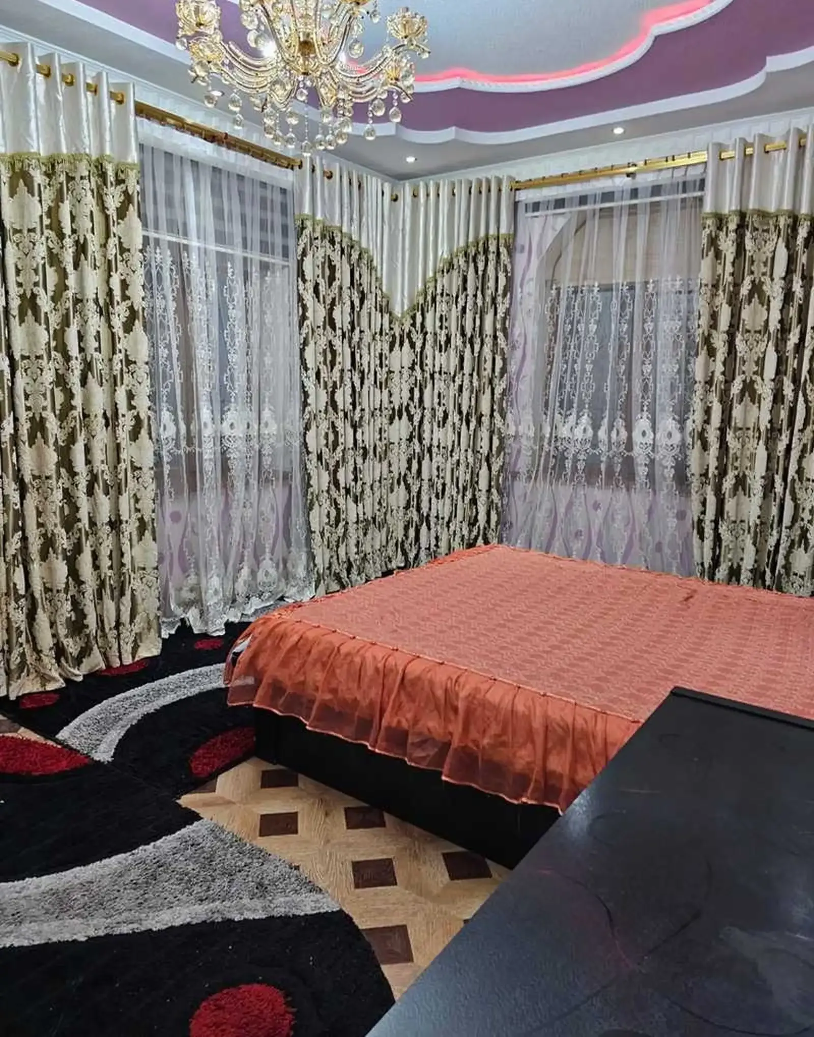 3-этажный, 7 комнатный дом, 750 м², исмоили слмони