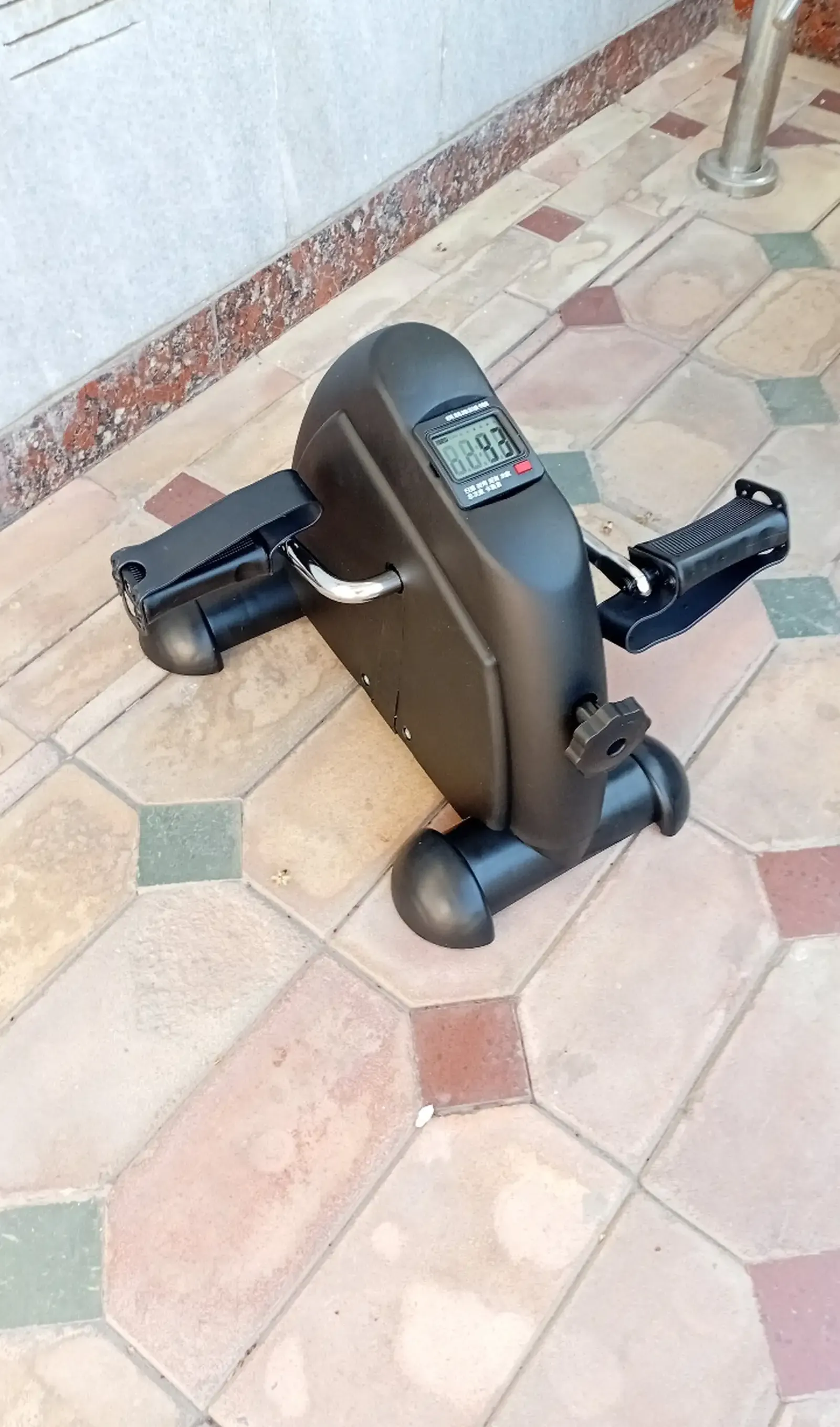 Мини велотренажёр