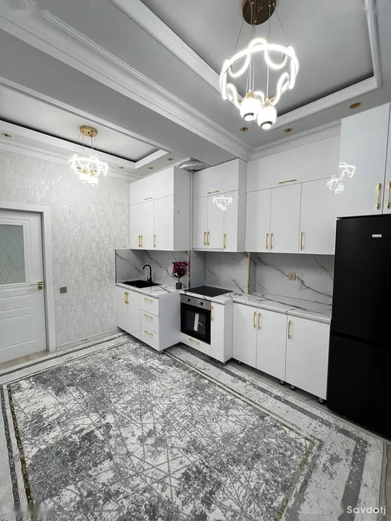 3-комн. квартира, 7 этаж, 90 м², сино