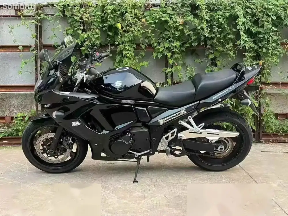 Мотоцикл Suzuki GSX1250 на заказ — фото 3