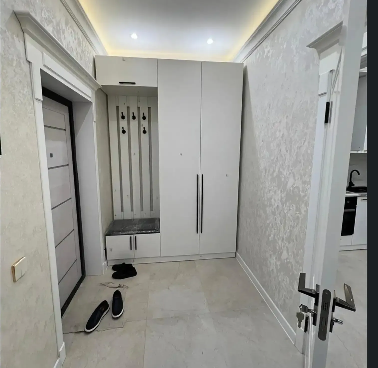 2-комн. квартира, 15 этаж, 56м², Фирдавси — фото 3