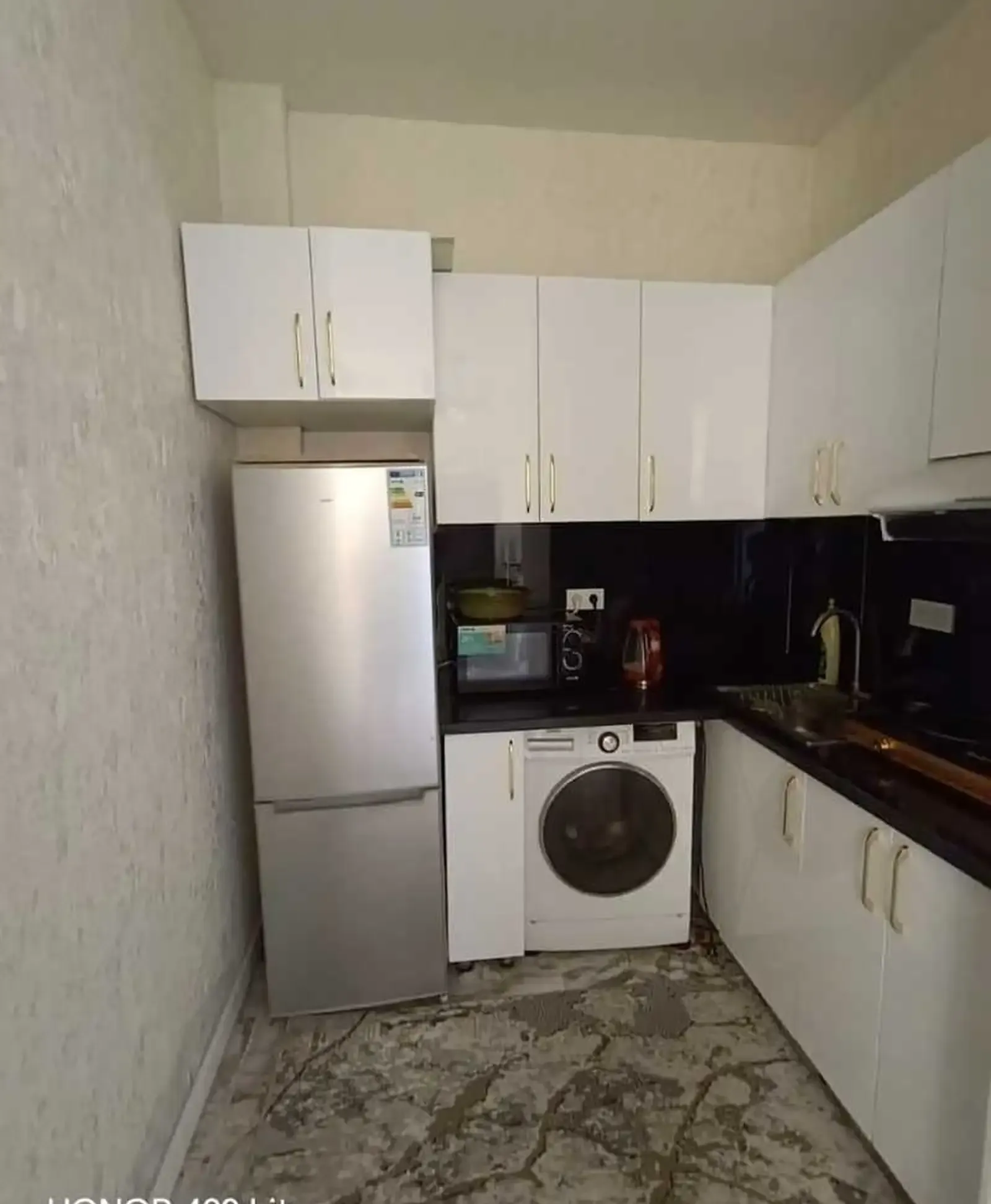 2-комн. квартира, 16 этаж, 50м², Цум доми Пайкар