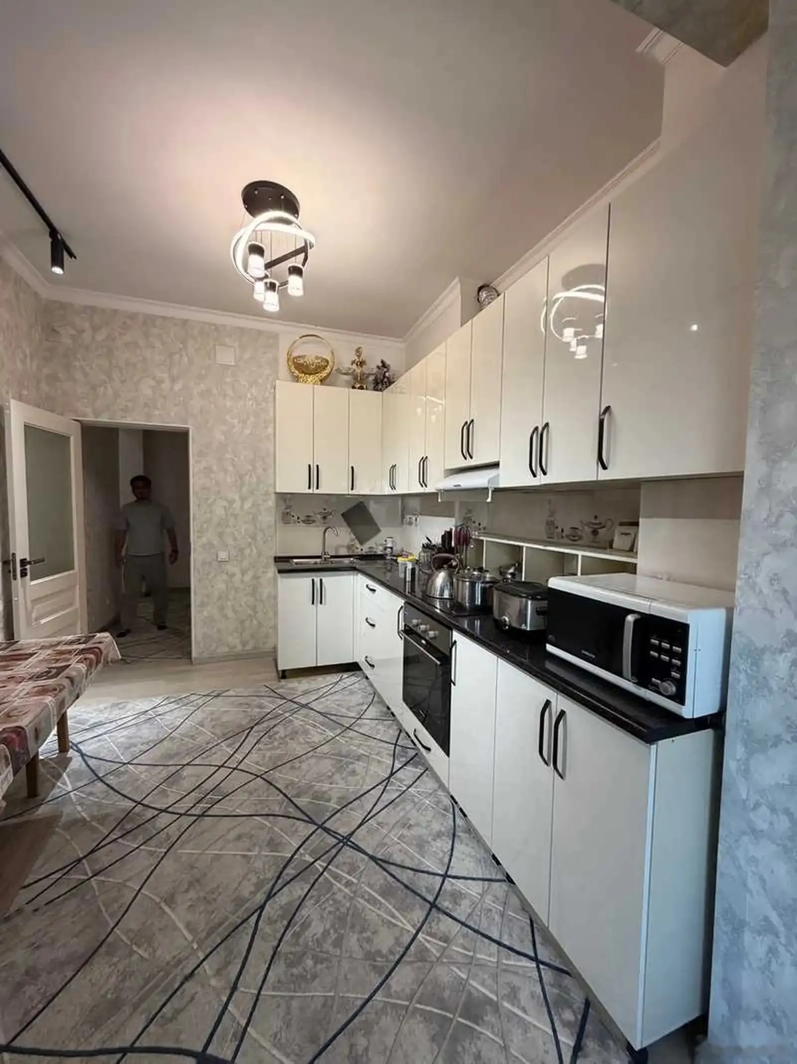 2-комн. квартира, 9 этаж, 82м², Садбарг — фото 10