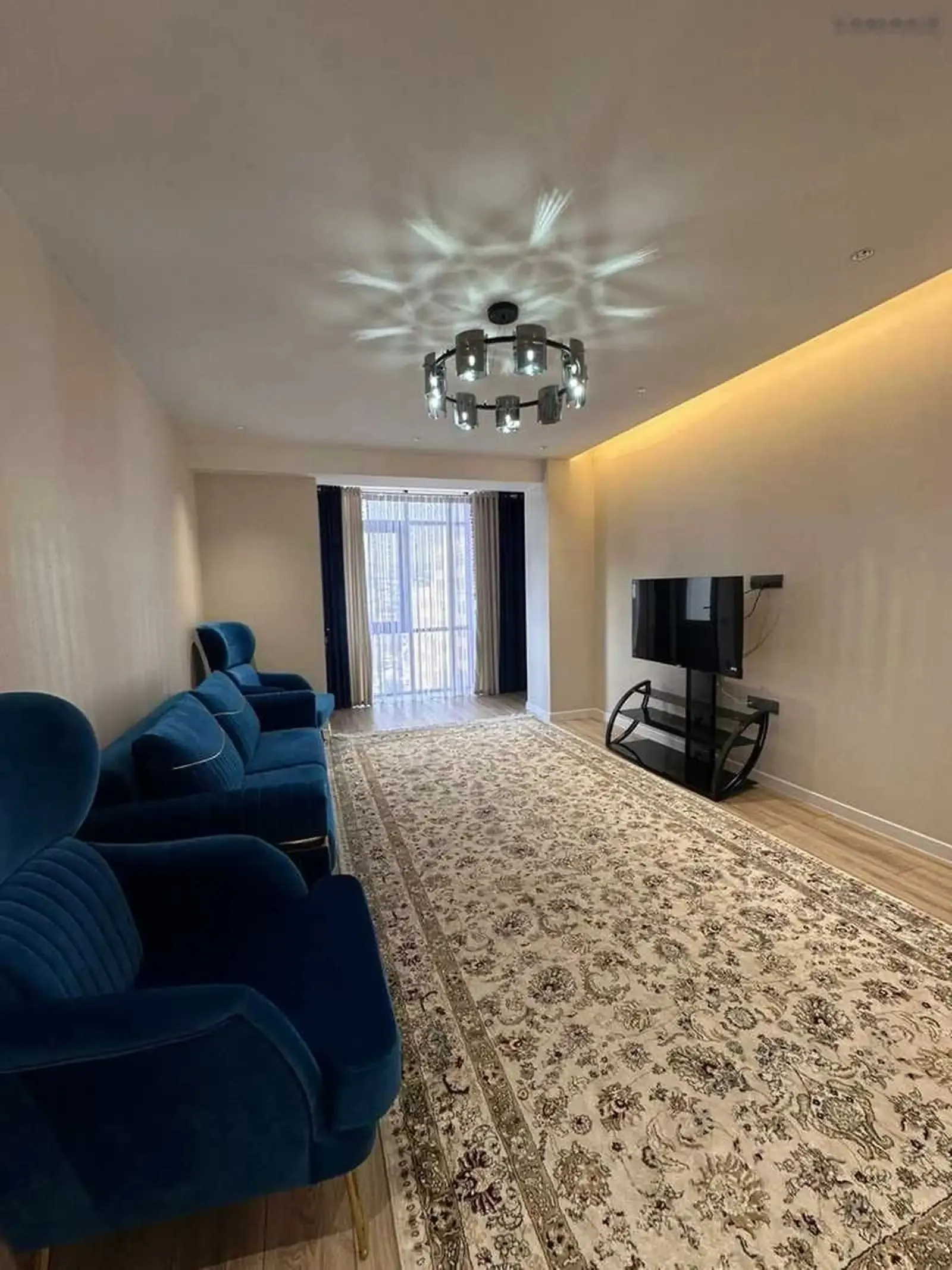 2-комн. квартира, 17 этаж, 100м², бари гостницаи Hilton — фото 2