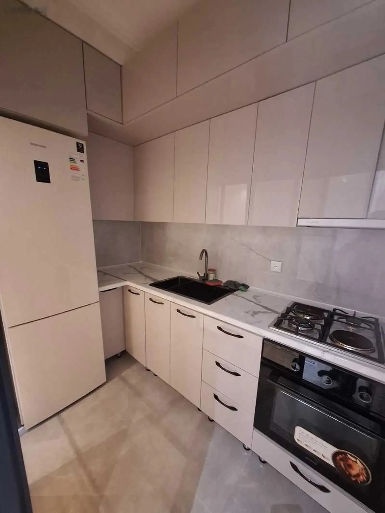 2-комн. квартира, 14 этаж, 60м², Сомони — фото 6