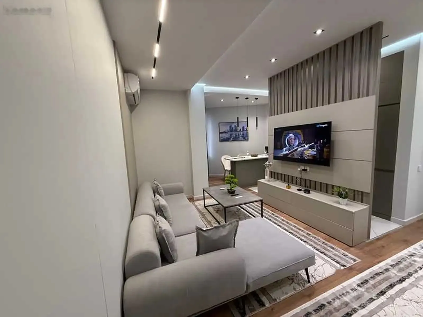 2-комн. квартира, 11 этаж, 77м², Овир — фото 2