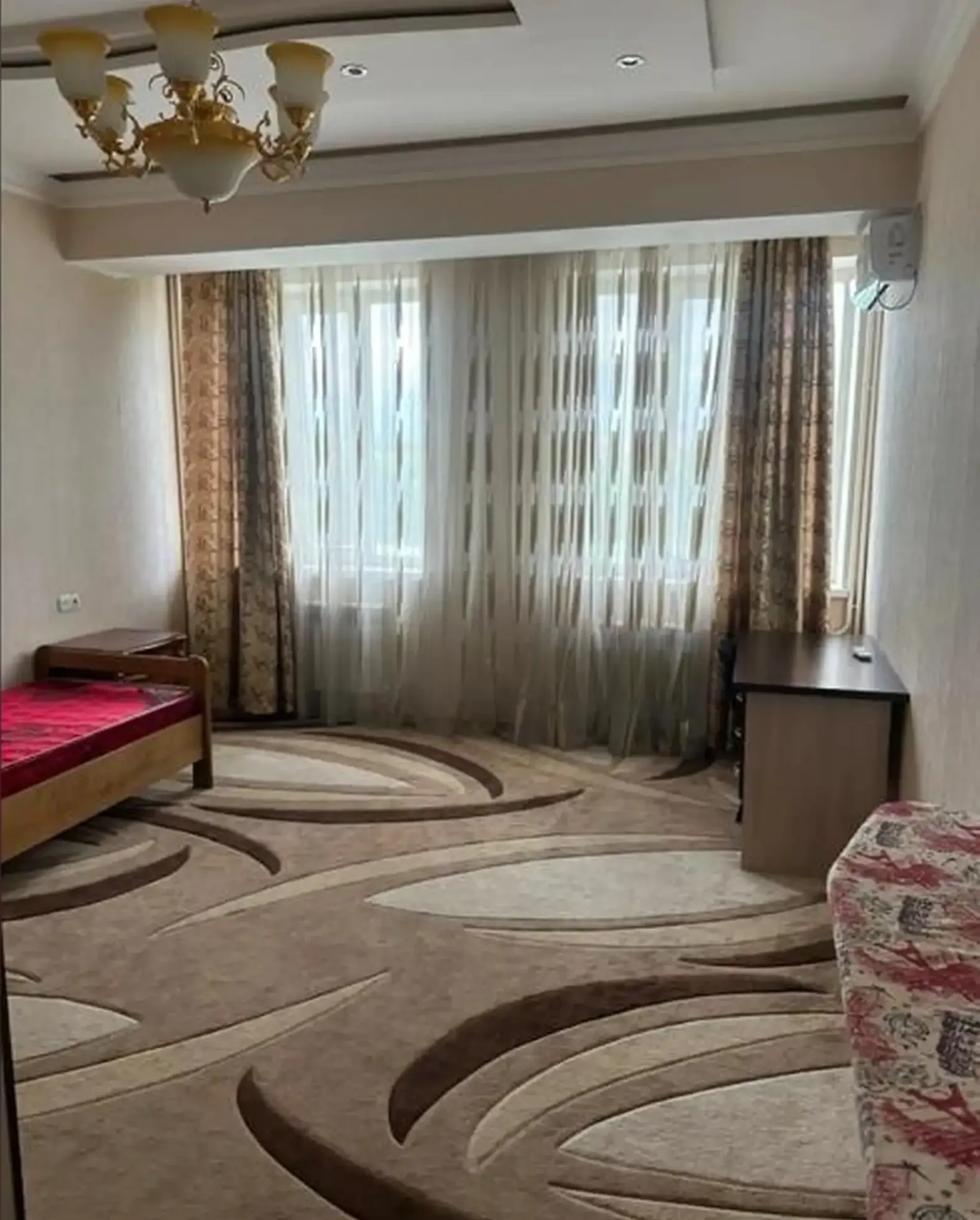 3-комн. квартира, 8 этаж, 120м², И. Сомони — фото 2