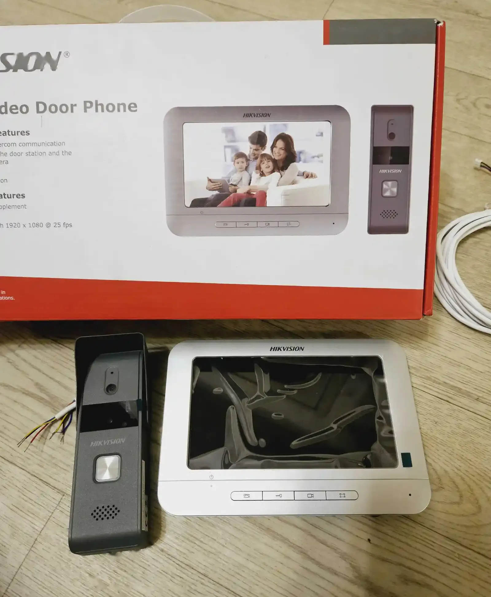 Домафон Hikvision KIS 205