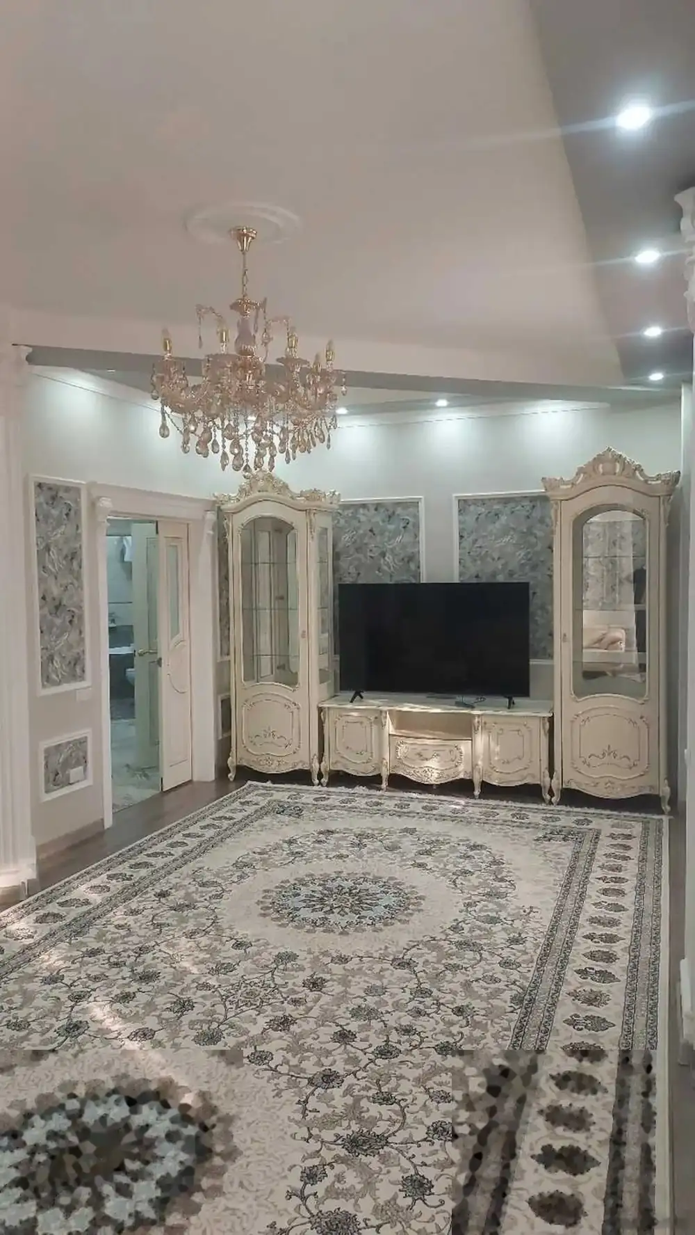 3-комн. квартира, 6 этаж, 140м², И Сомони, Овир, Дом Пули Сангин, Ёвар — фото 2