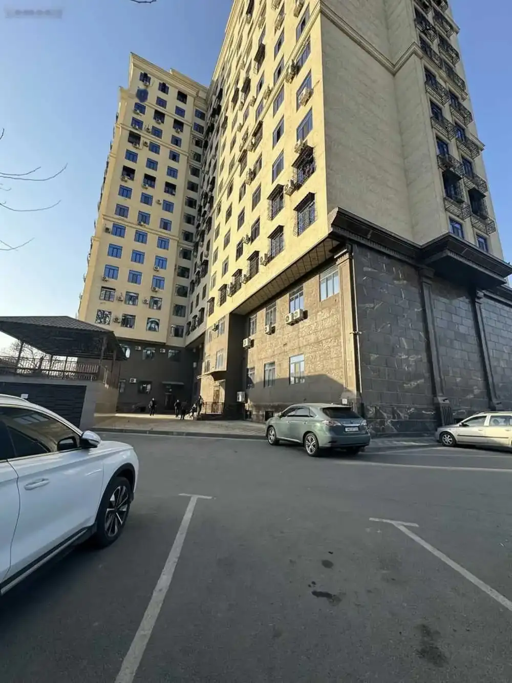 2-комн. квартира, 5 этаж, 60м², Фирдавси — фото 2
