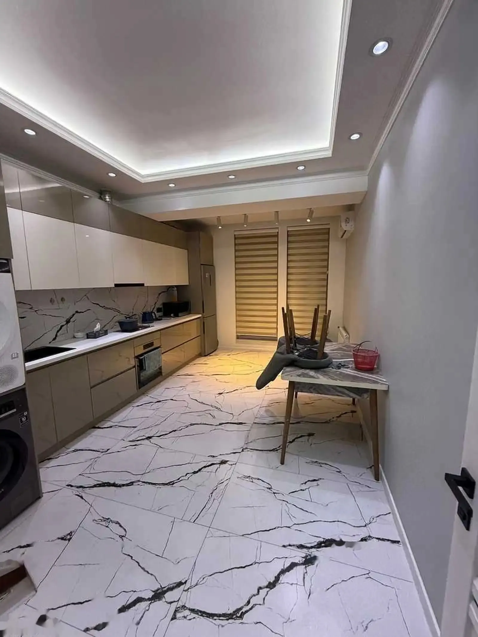 2-комн. квартира, 10 этаж, 96м², Овир — фото 4
