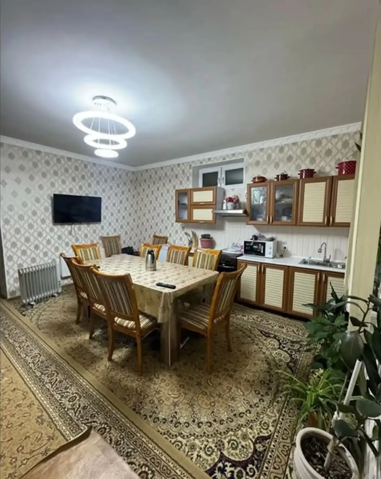 2-этажный, 8 комнатный дом, 305 м², И. Сомони — фото 11