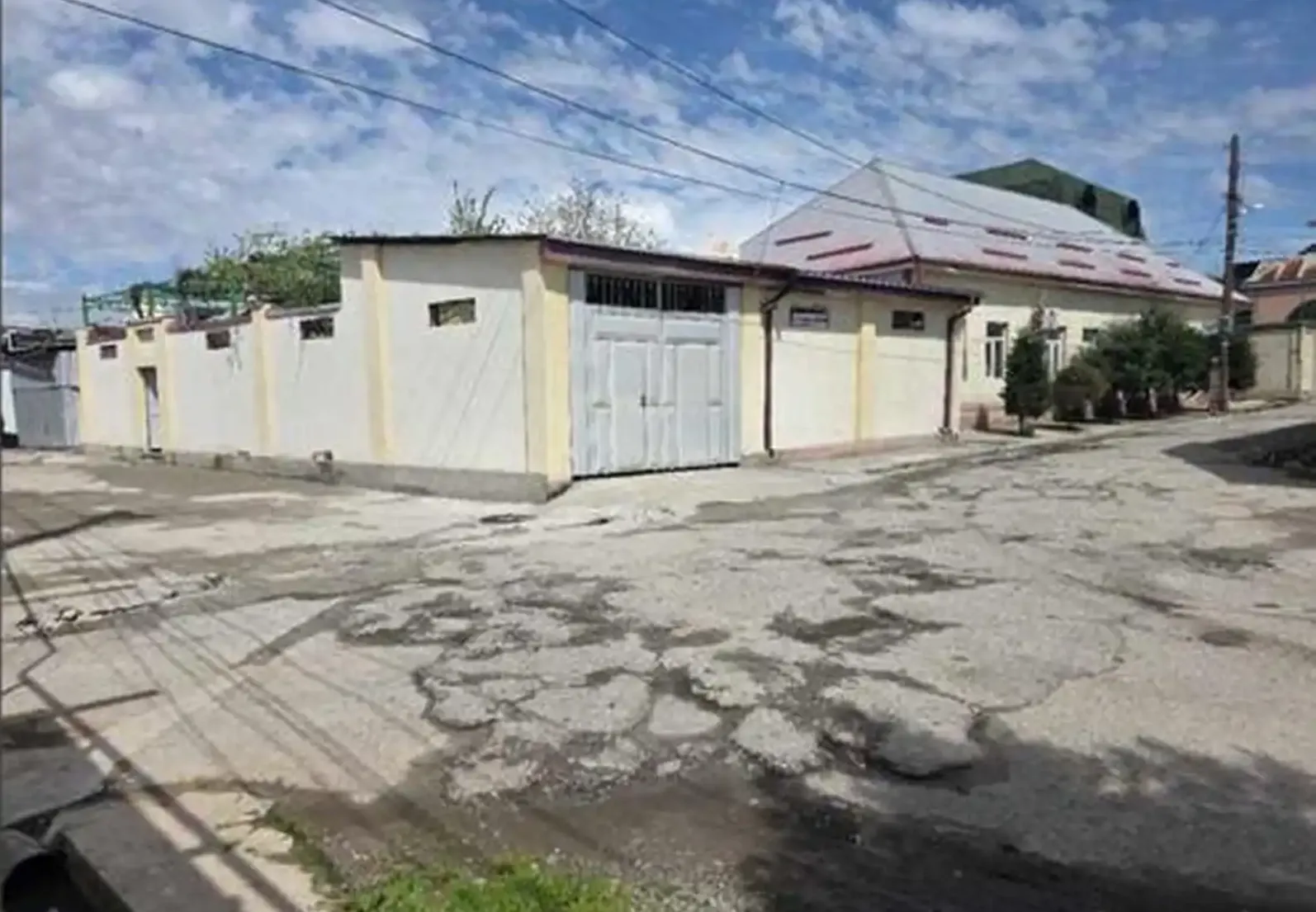 3-комн. квартира, Цокольный этаж, 66м², Шохмансур — фото 8