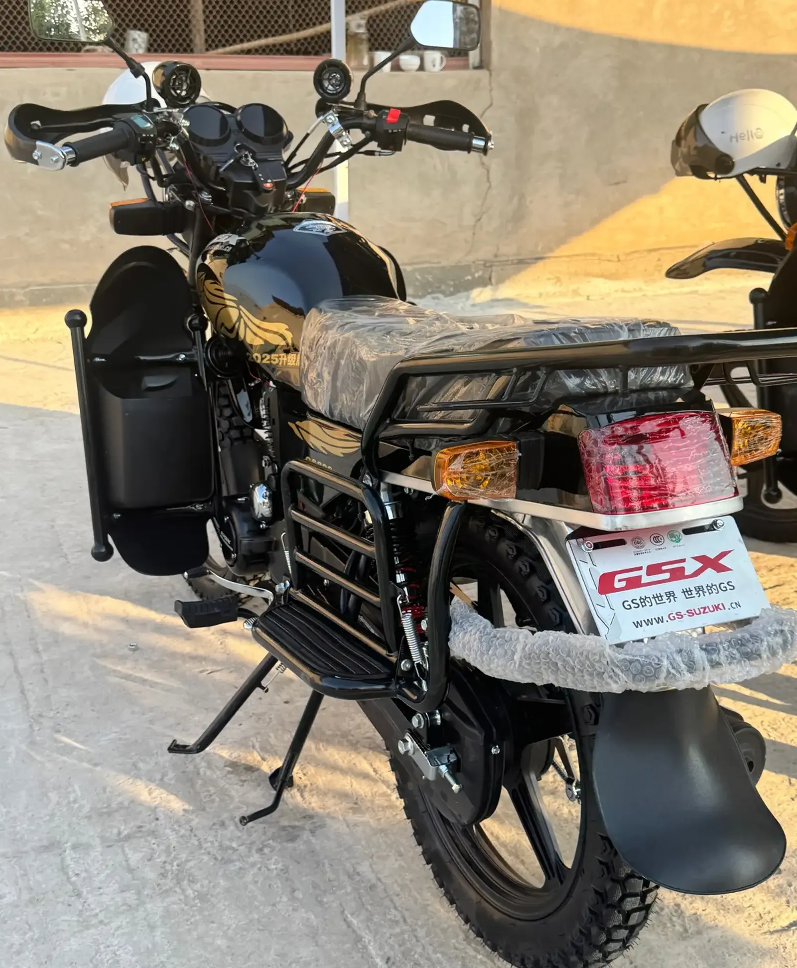 Мотоцикл GSX Suzuki 200