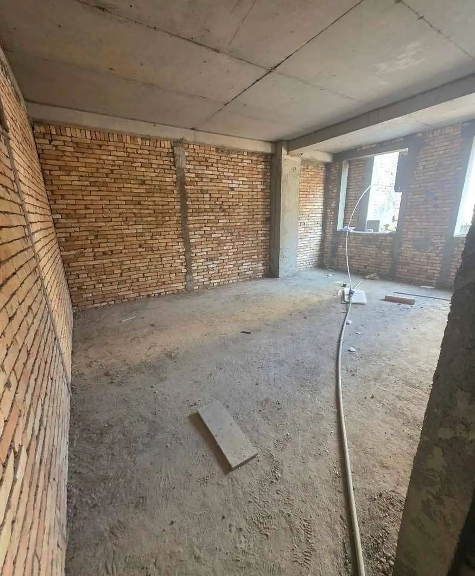 3-комн. квартира, 2 этаж, 121 м², Исмоили Сомони — фото 2