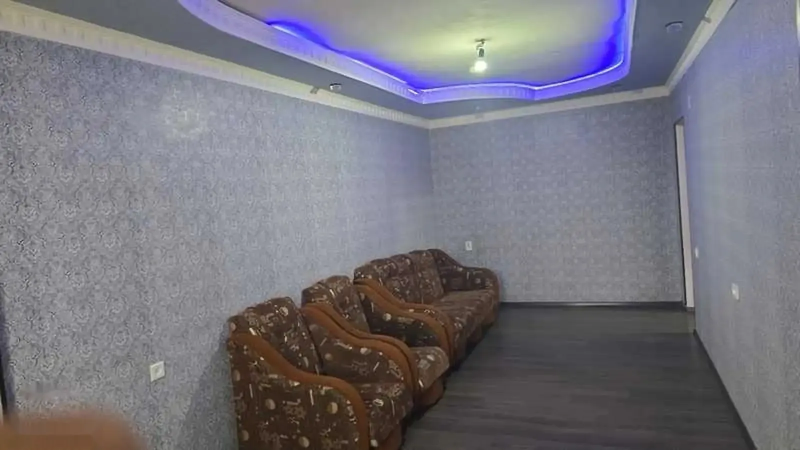 2-комн. квартира, 2 этаж, 77м², Шохмансур