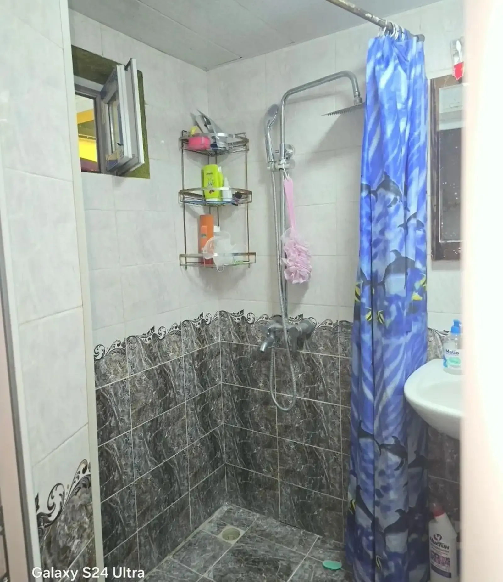 6-комн. квартира, 2 этаж, 60 м², Шохмансур 7 км