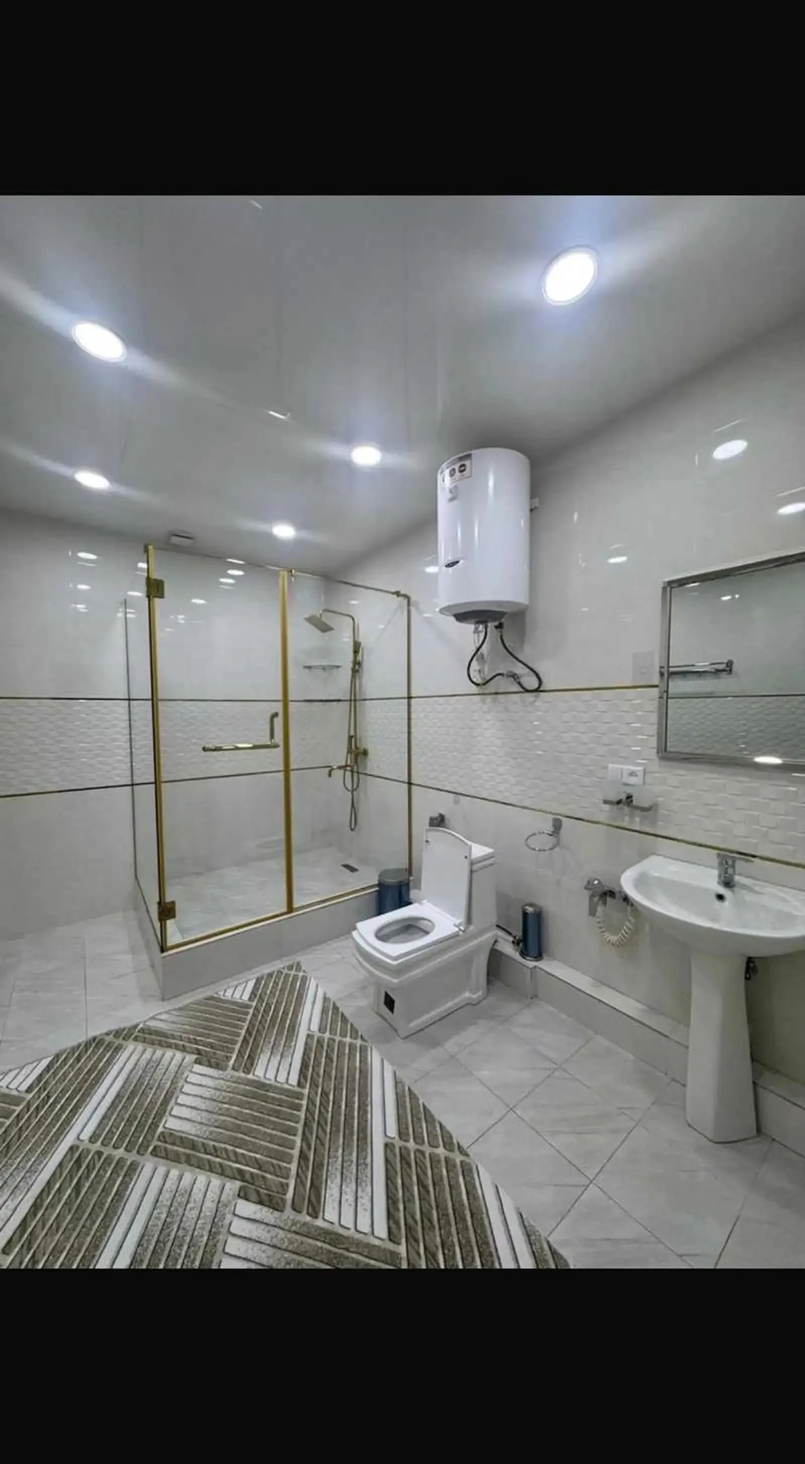 4-комн. квартира, 3 этаж, 190м², Центр — фото 3