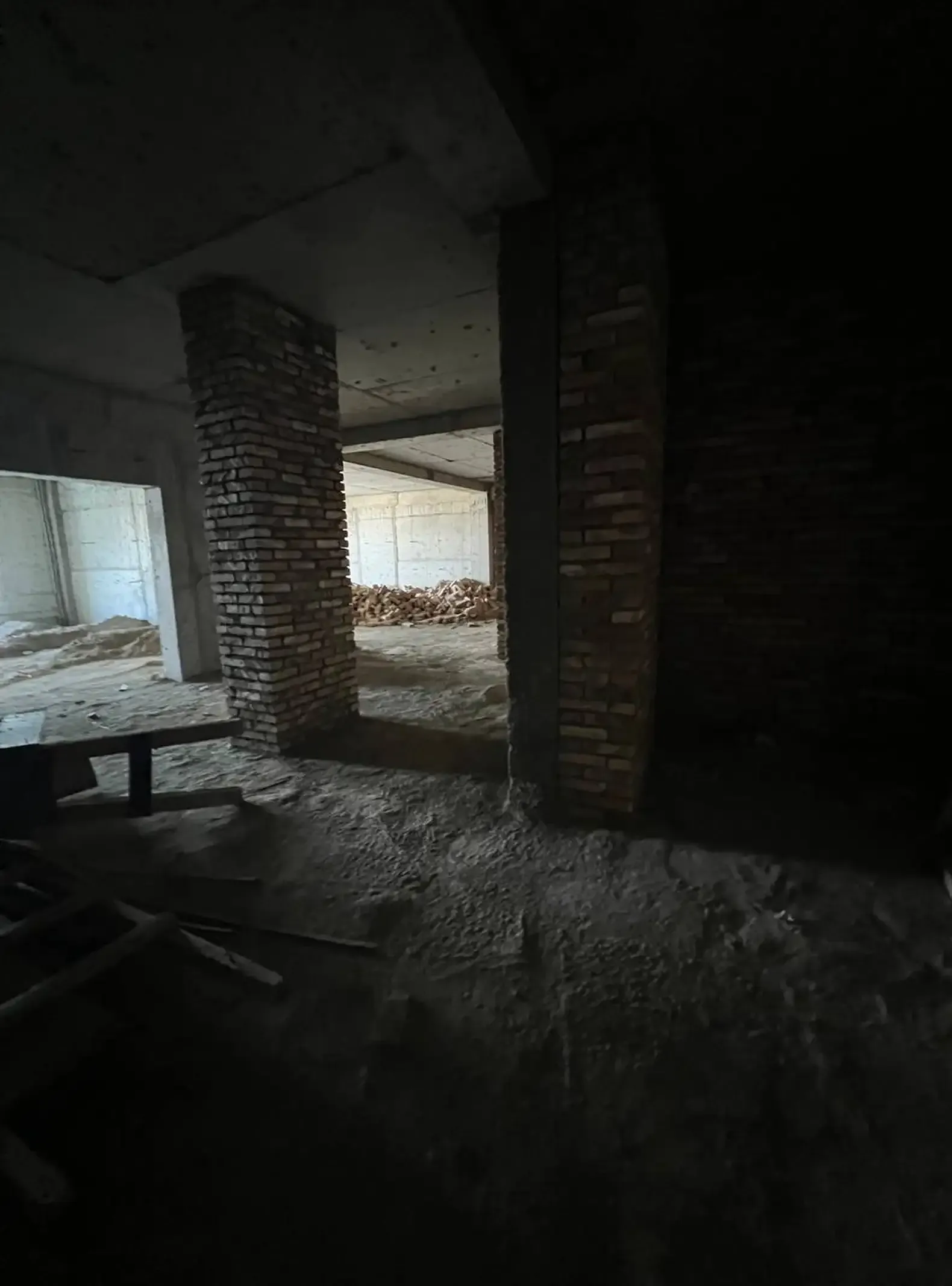 3-комн. квартира, 17 этаж, 151 м², И. Сомони — фото 2